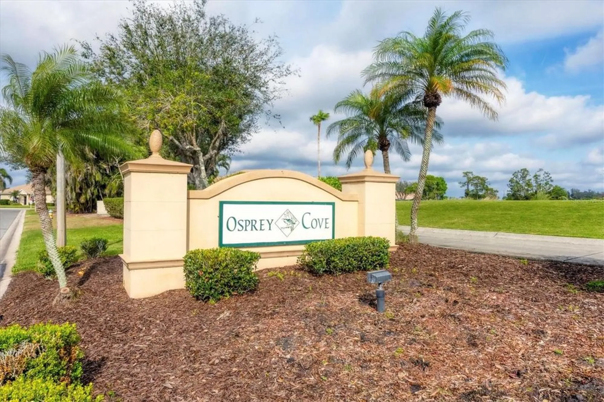 Property Slideshow image 42 of 62 | 4301 whispering oaks dr, North Port, FL, 34287