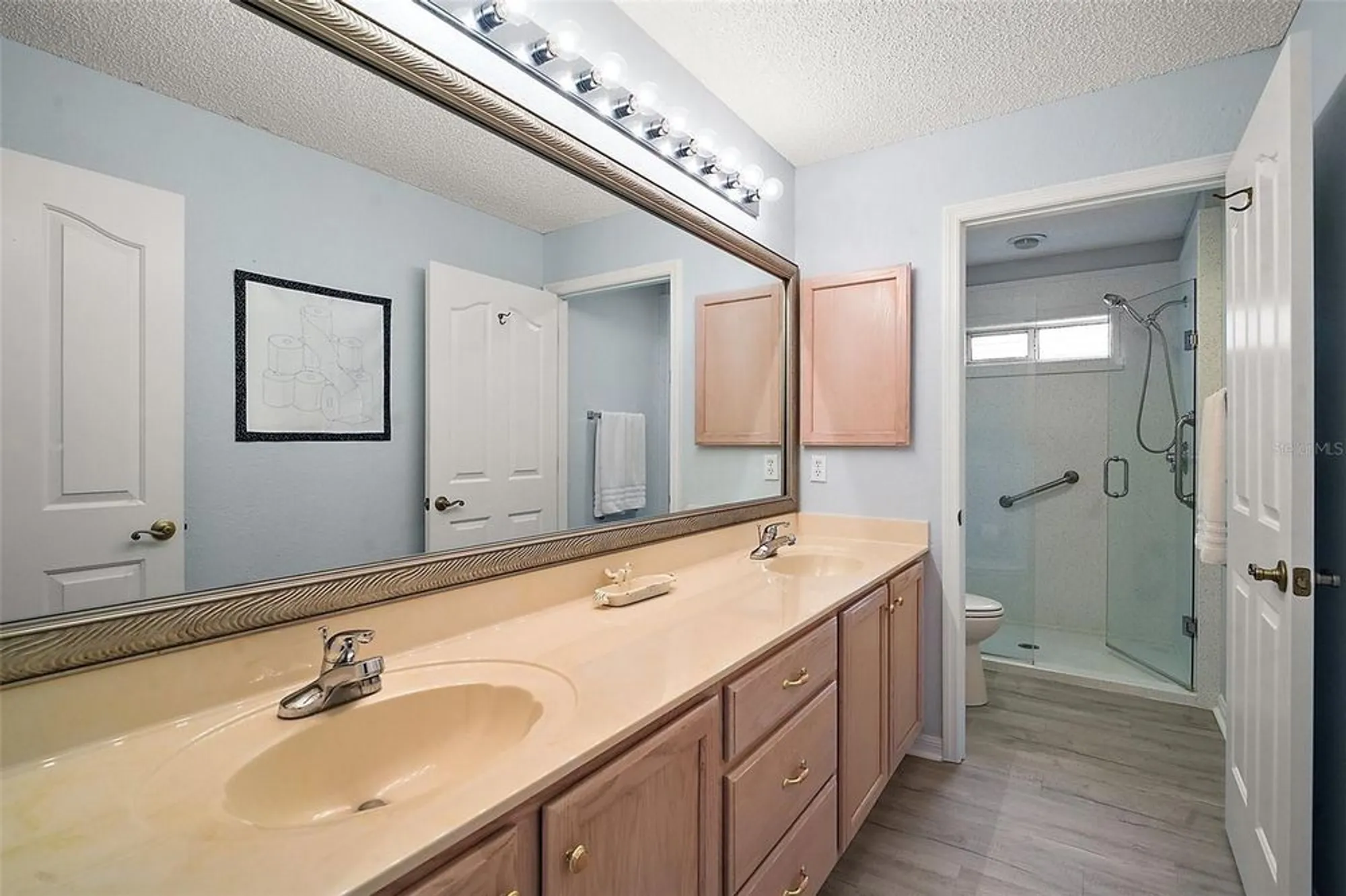 Property Slideshow image 8 of 38 | 1738 augustine dr, The Villages, FL, 32159