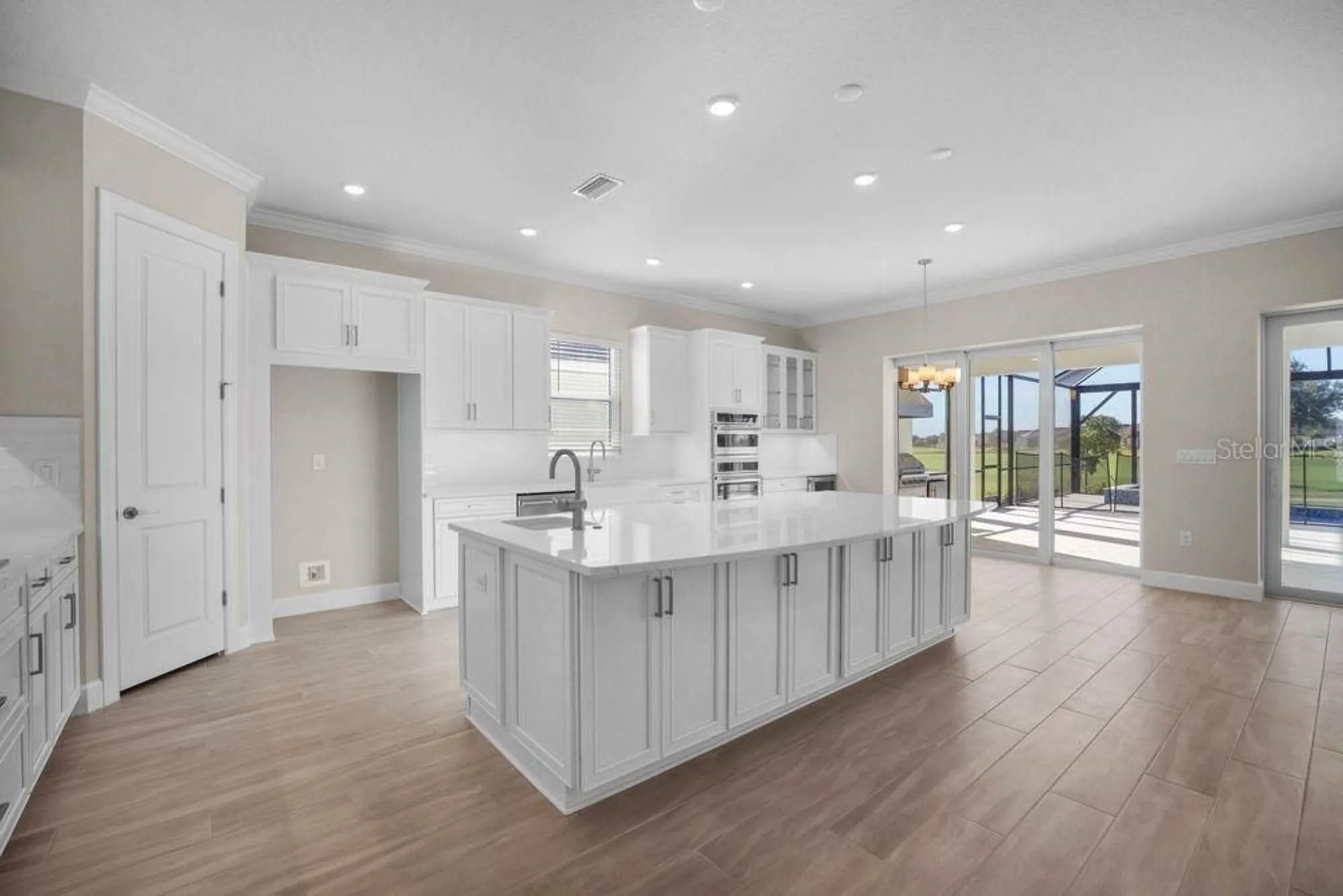 Property Slideshow image 5 of 70 | 14911 contenta loop, Bradenton, FL, 34211