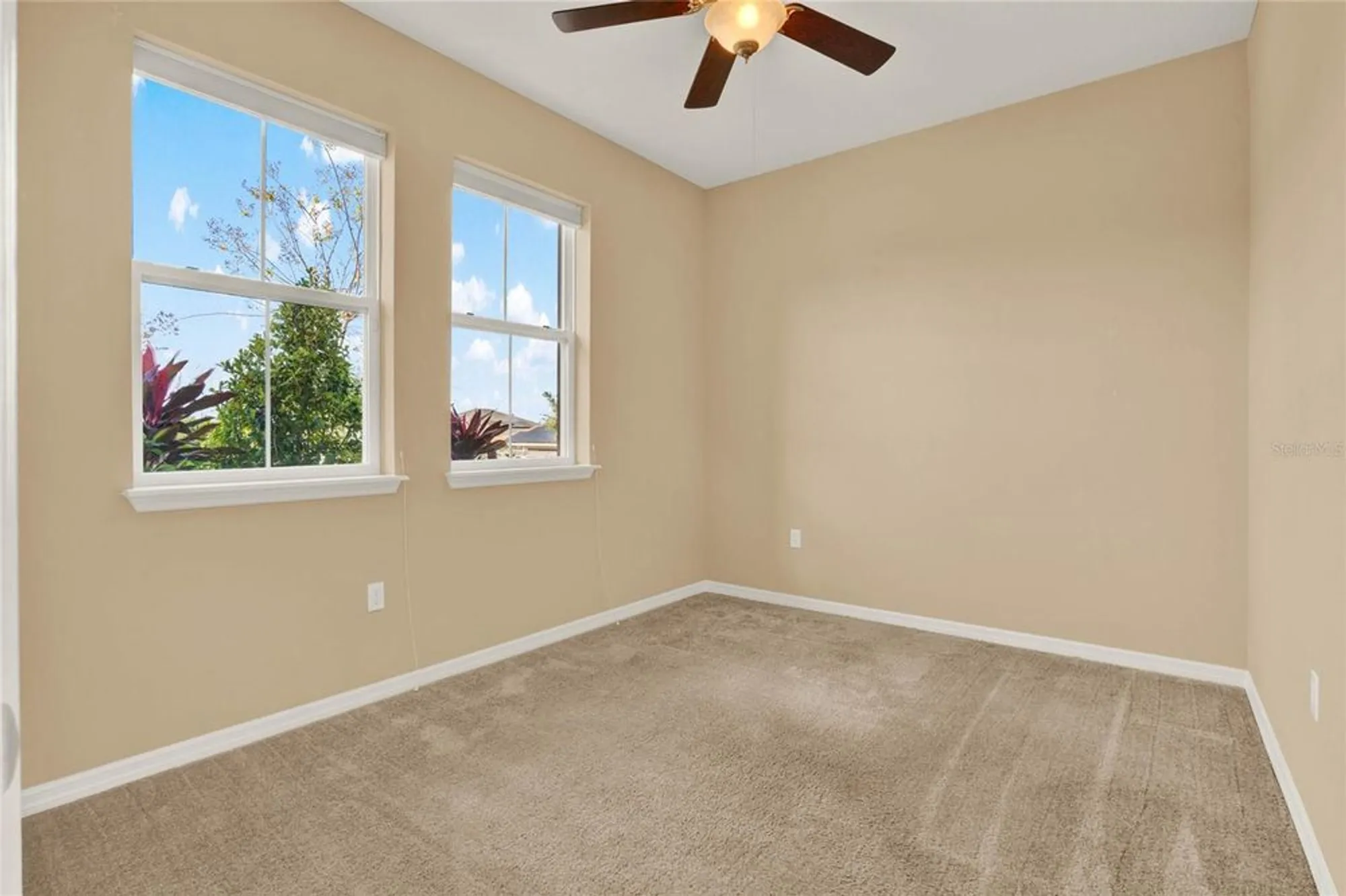 Property Slideshow image 26 of 57 | 440 alcove dr, Groveland, FL, 34736