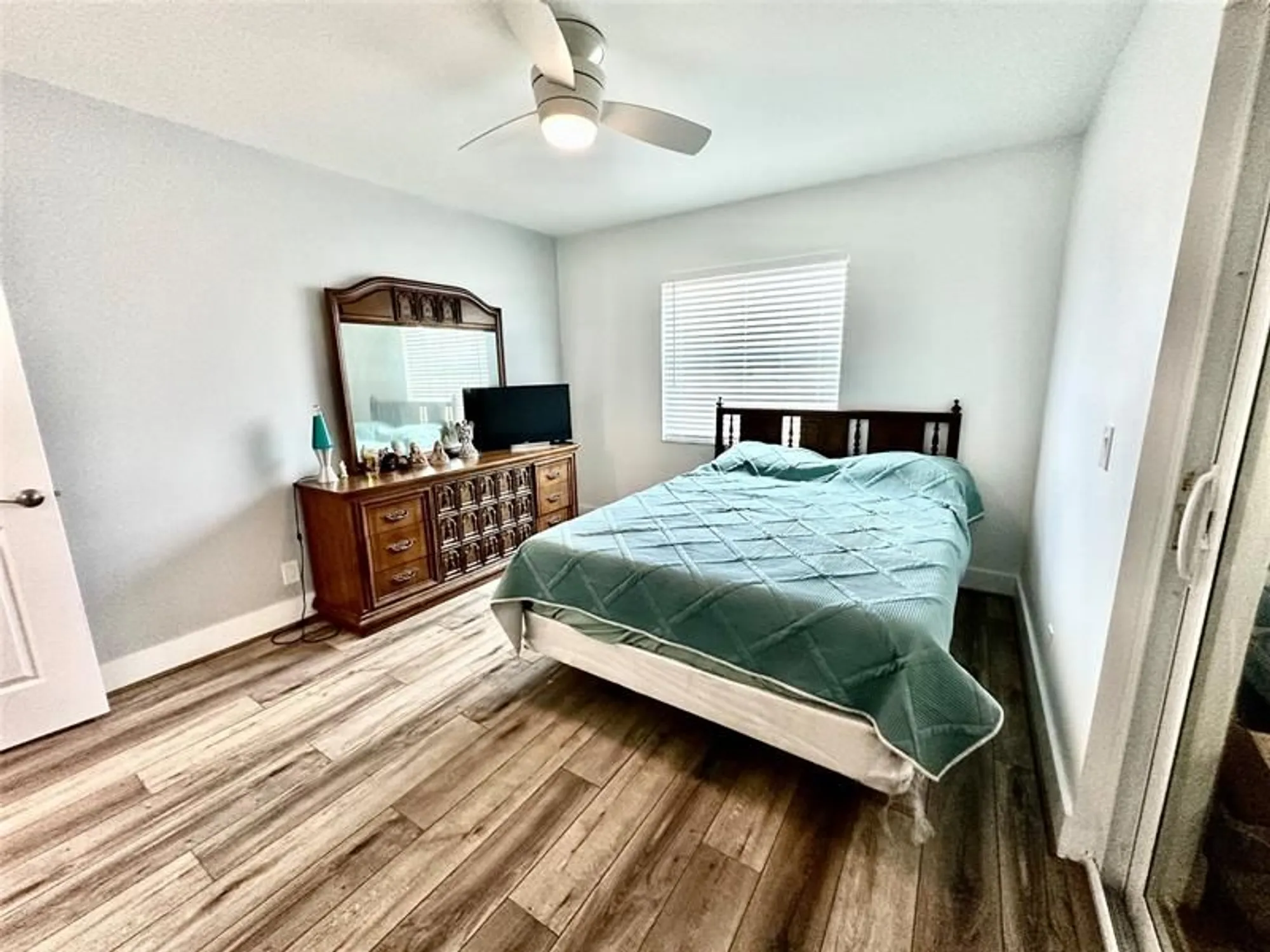 Property Slideshow image 20 of 37 | 710 flanders o # 710, Delray Beach, FL, 33484