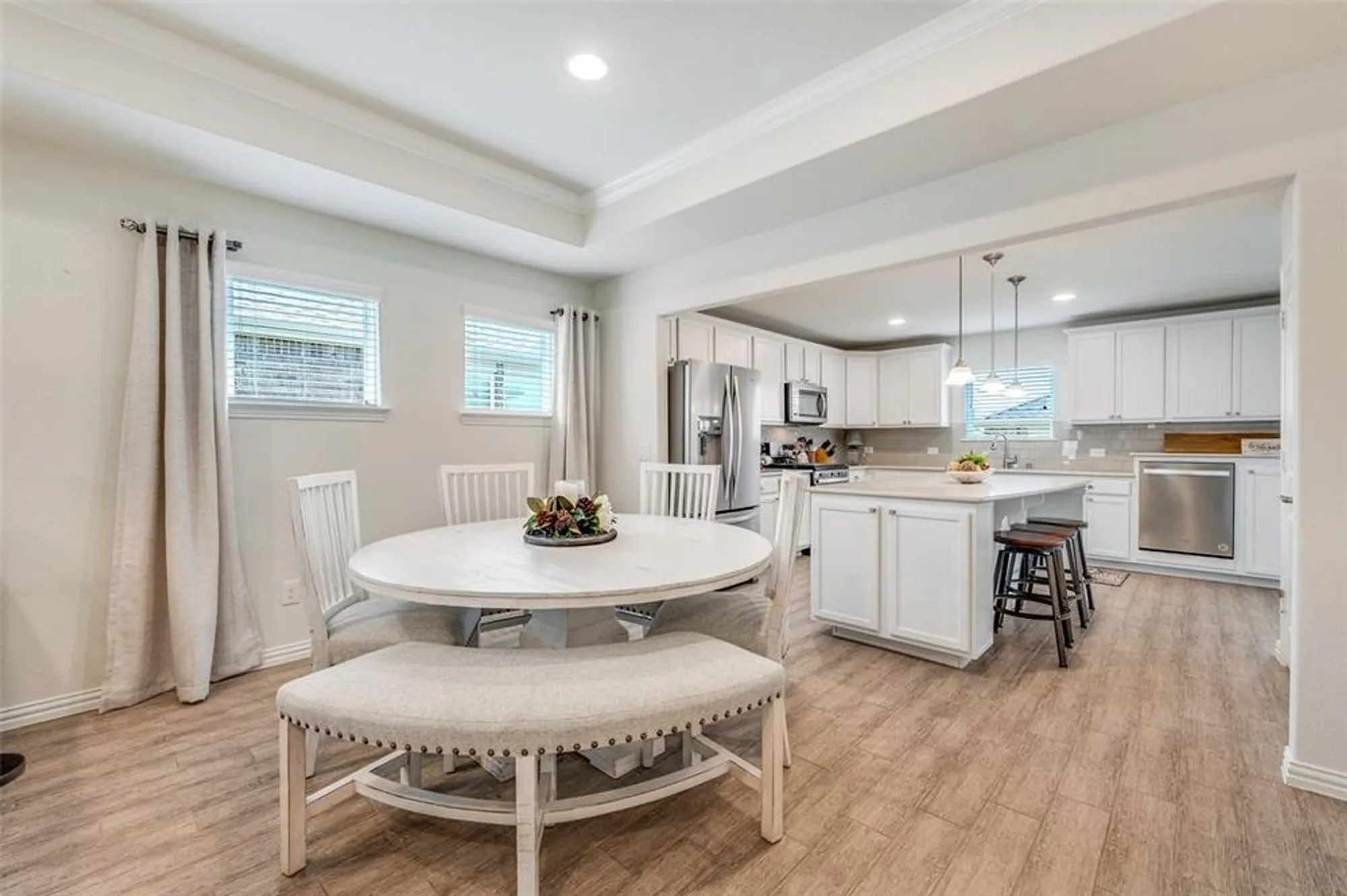 Property Slideshow image 6 of 29 | 8873 shore crest rd, Frisco, TX, 75036