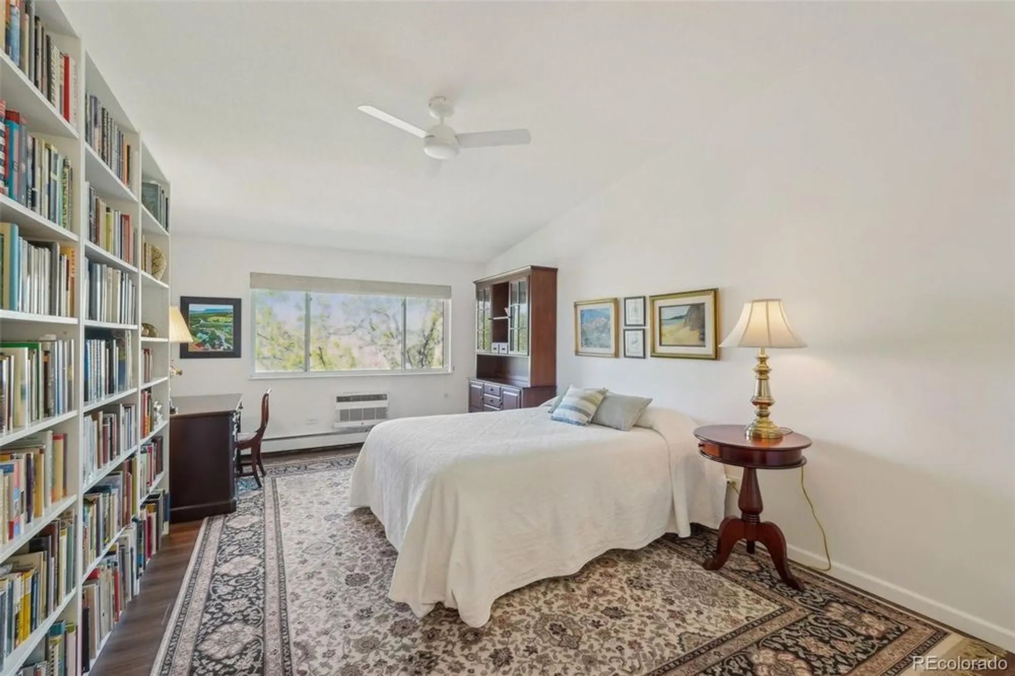 Property Slideshow image 12 of 19 | 705 s alton way 4d, Denver, CO, 80247