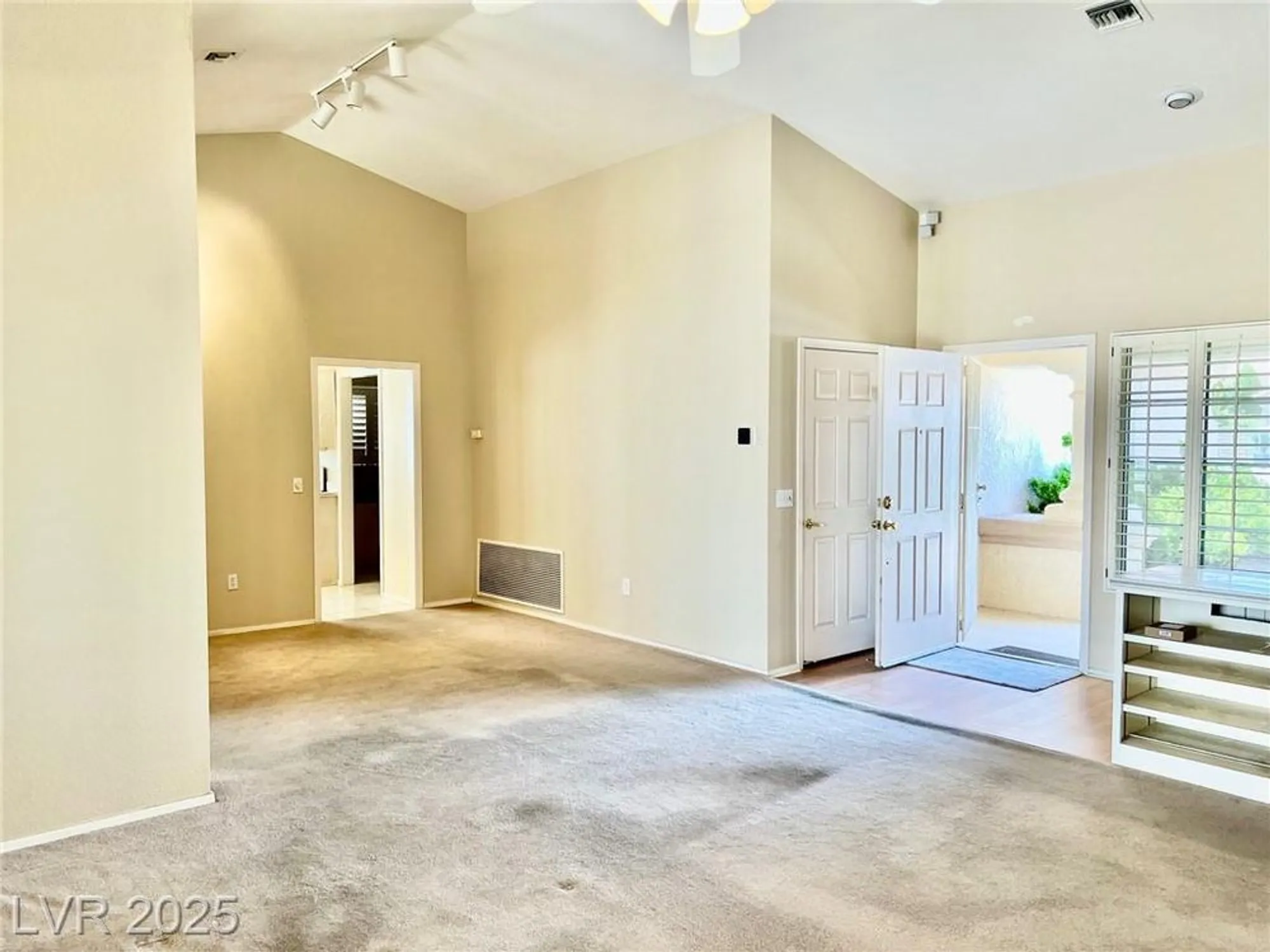 Property Slideshow image 3 of 23 | 3004 lotus hill dr, Las Vegas, NV, 89134