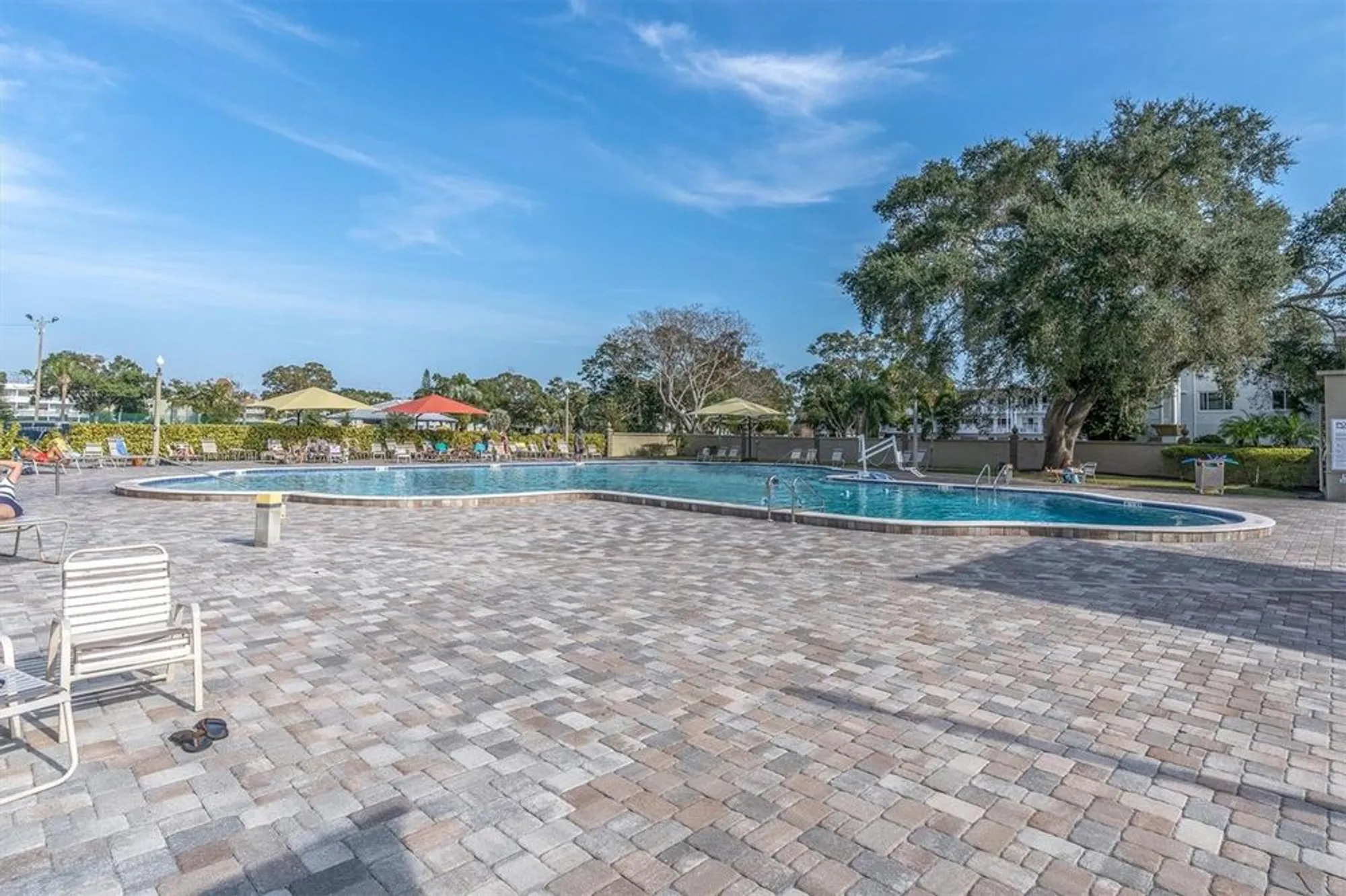 Property Slideshow image 19 of 26 | 2042 australia way 78, Clearwater, FL, 33763