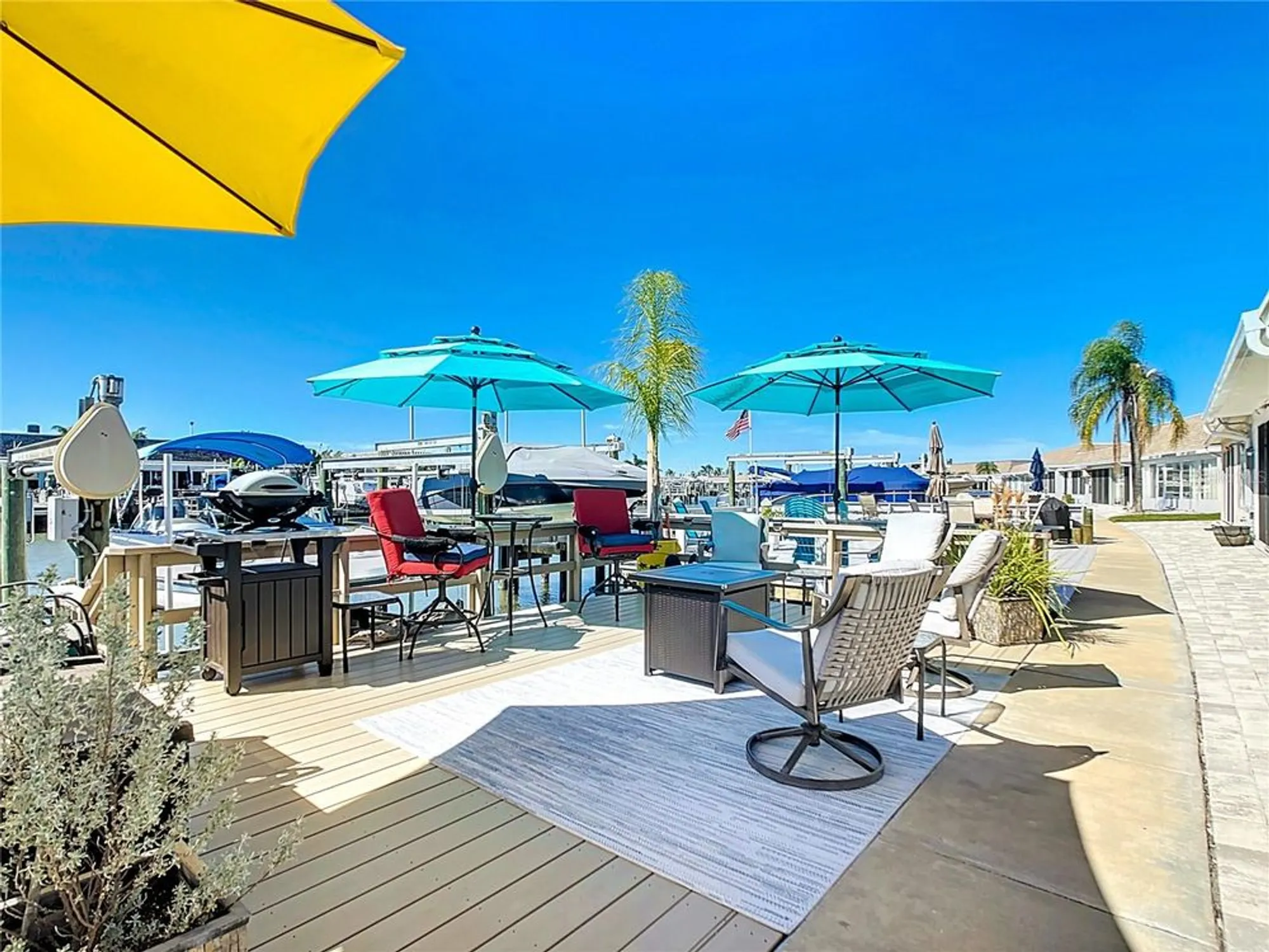 Property Slideshow image 48 of 77 | 322 boca ciega point blvd n, St Petersburg, FL, 33708