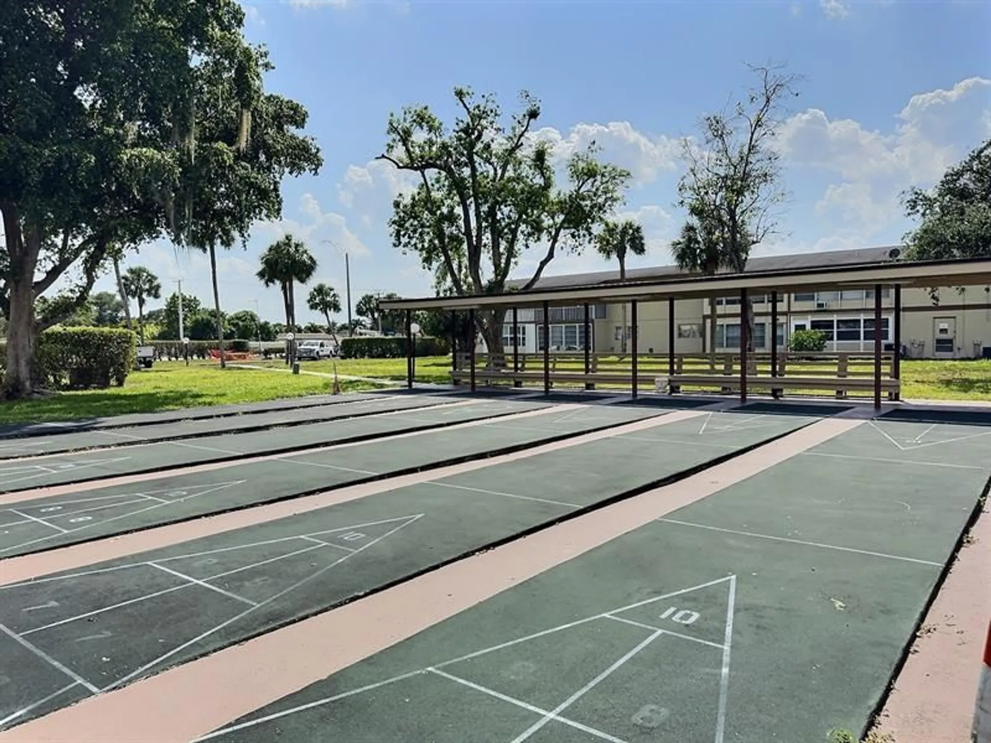 Property Slideshow image 12 of 16 | 7805 w atlantic blvd 207, Margate, FL, 33063