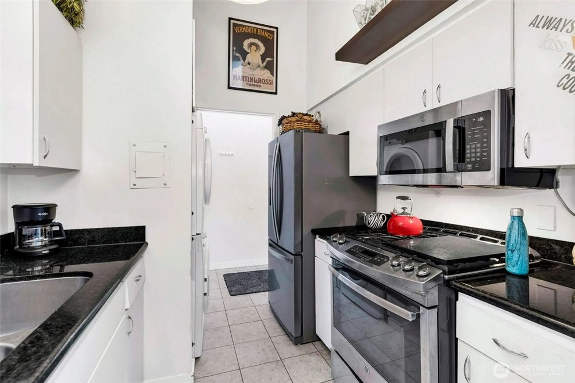 Property Slideshow image 20 of 39 | 10911 glen acres dr d, Seattle, WA, 98168