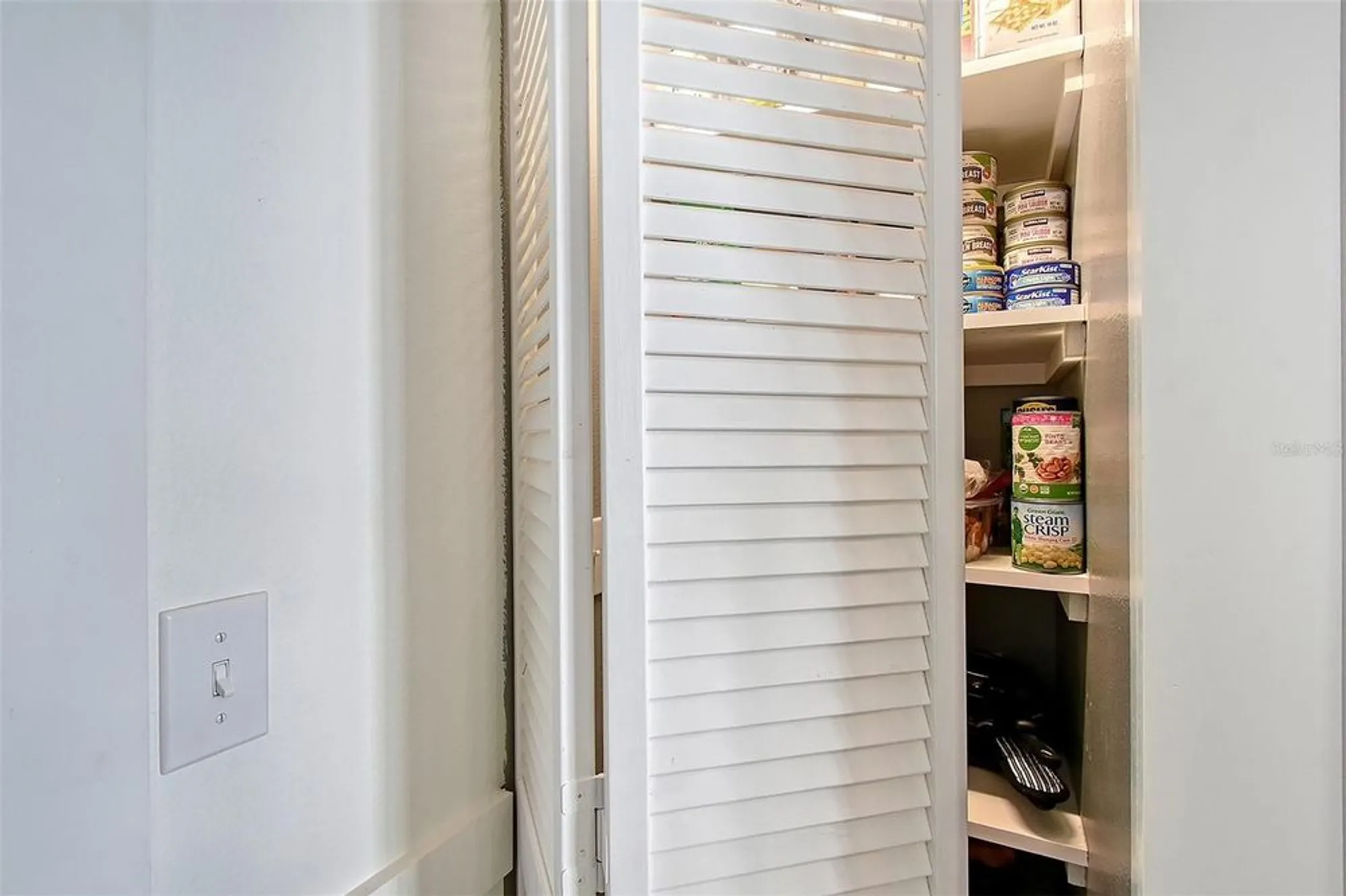 Property Slideshow image 20 of 60 | 7767 pine trace dr, Sarasota, FL, 34243