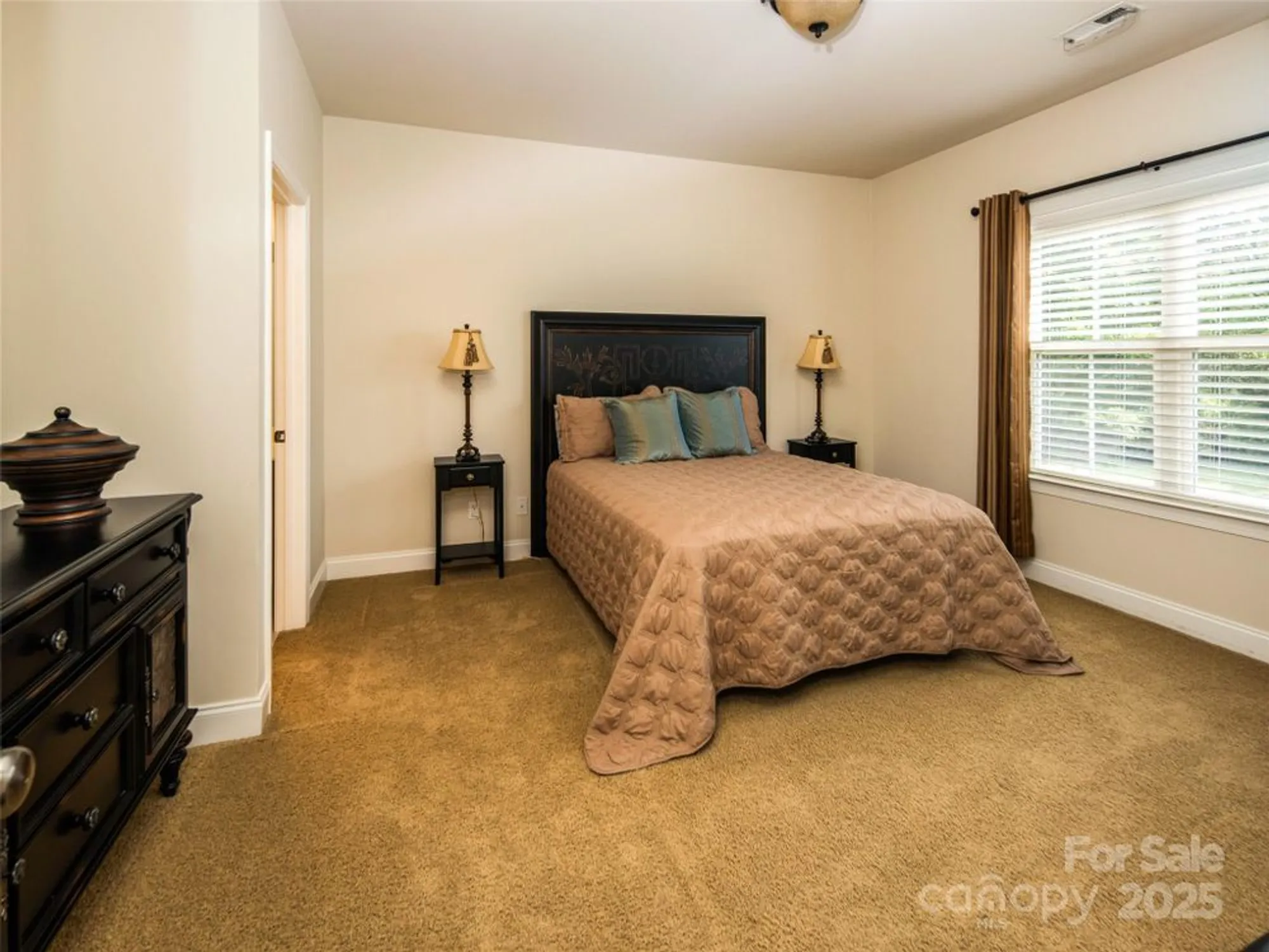 Property Slideshow image 19 of 48 | 588 welsh partridge cir, Biltmore Lake, NC, 28715
