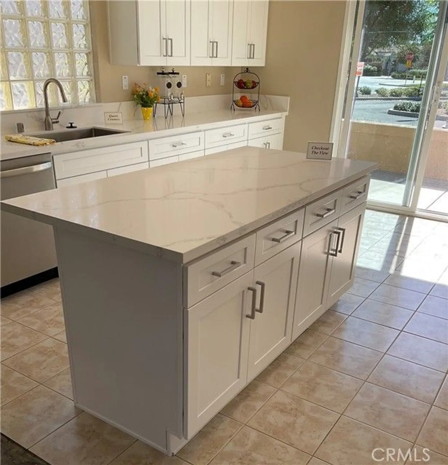 Property Slideshow image 4 of 60 | 8251 triplett ln, Hemet, CA, 92545