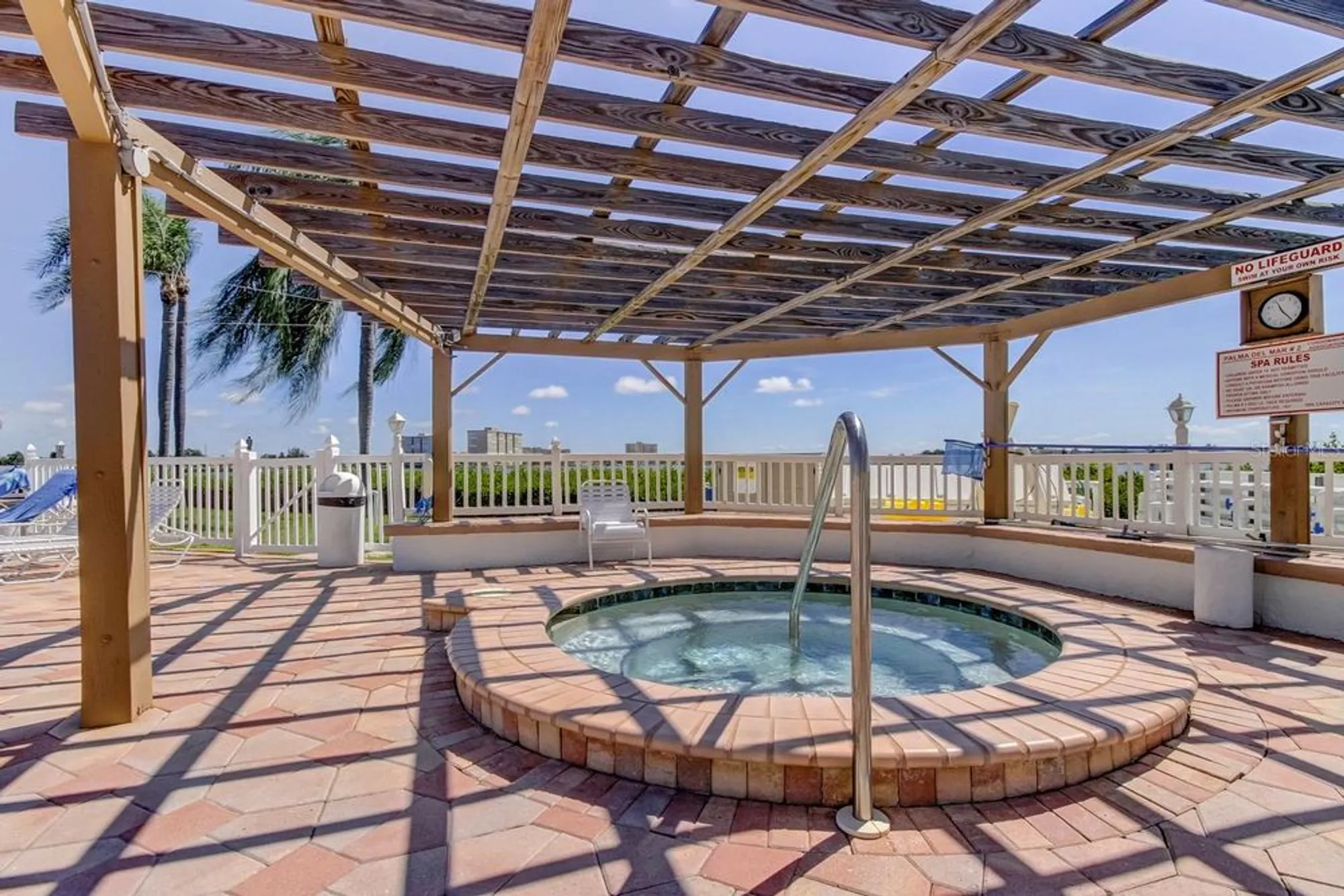 Property Slideshow image 15 of 34 | 6218 palma del mar blvd s apt 606, St Petersburg, FL, 33715