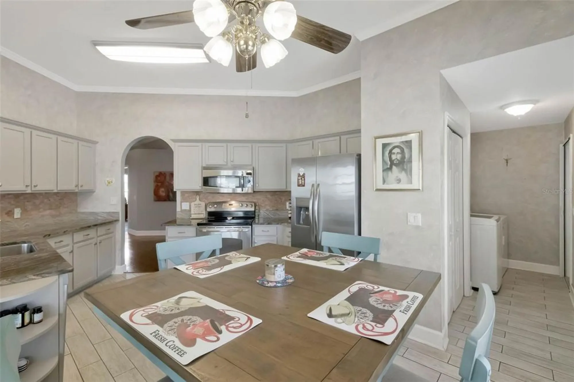 Property Slideshow image 16 of 33 | 725 high vista dr, Davenport, FL, 33837