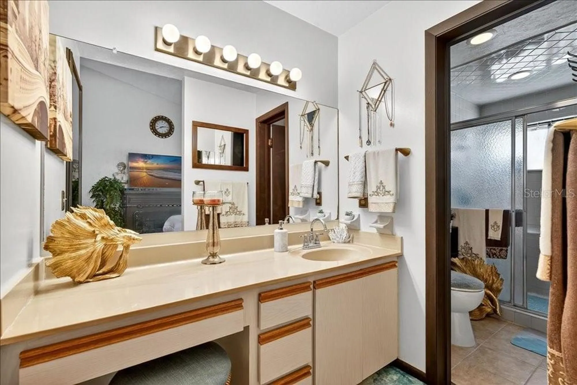 Property Slideshow image 17 of 37 | 133 blue heron dr d, Daytona Beach, FL, 32119