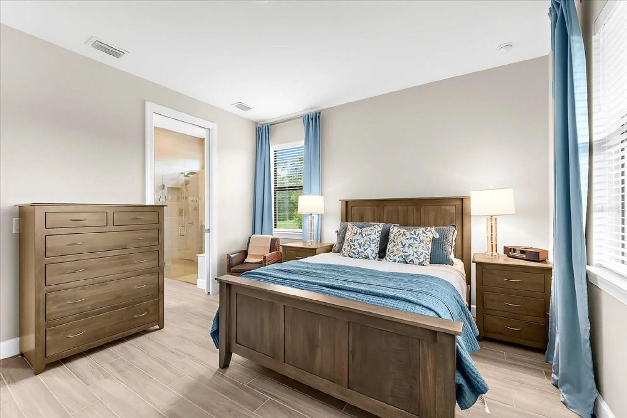 Property Slideshow image 22 of 99 | 6791 alstead cir, Bradenton, FL, 34202