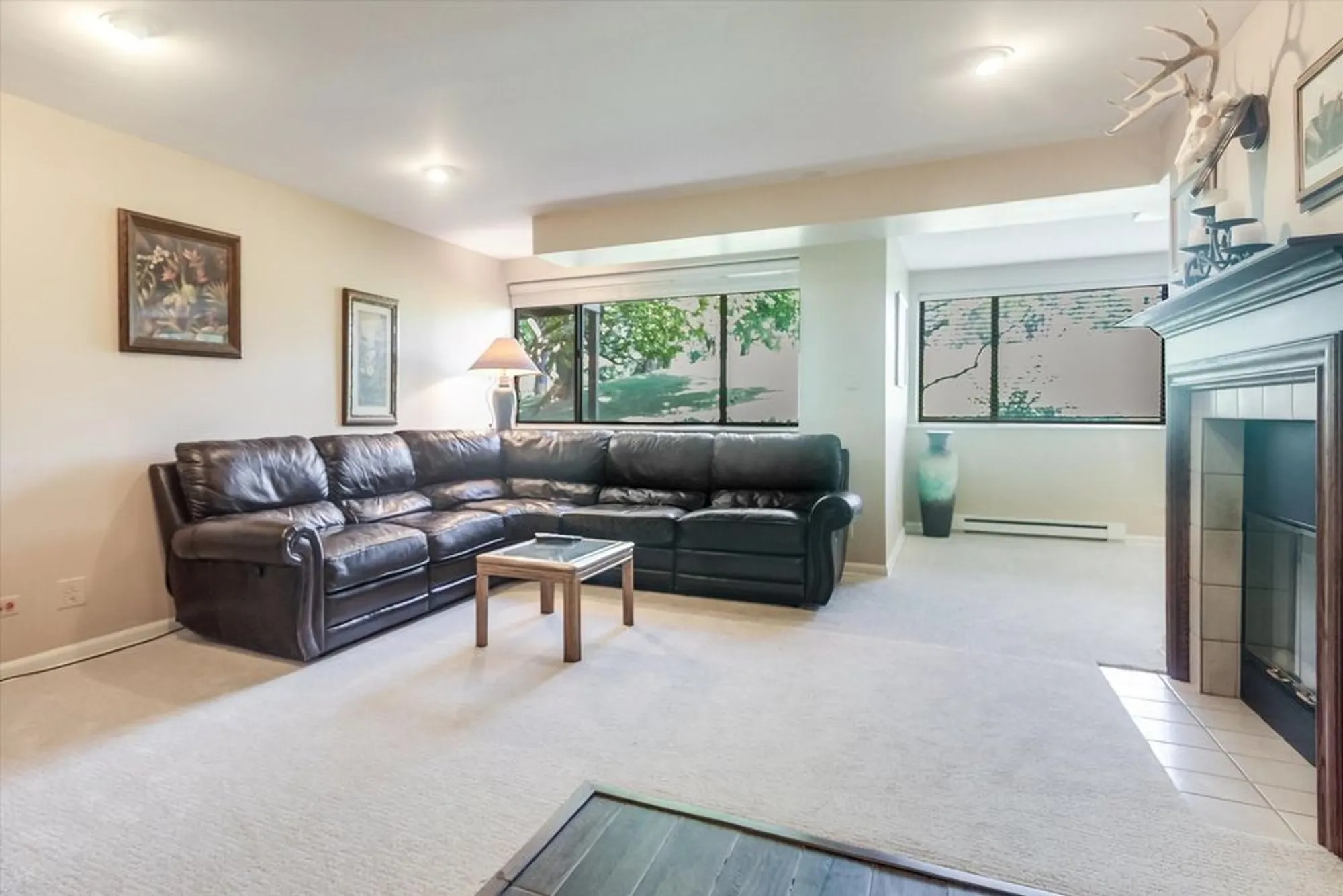 Property Slideshow image 24 of 42 | 970 longmeadow ct, Lake Barrington, IL, 60010