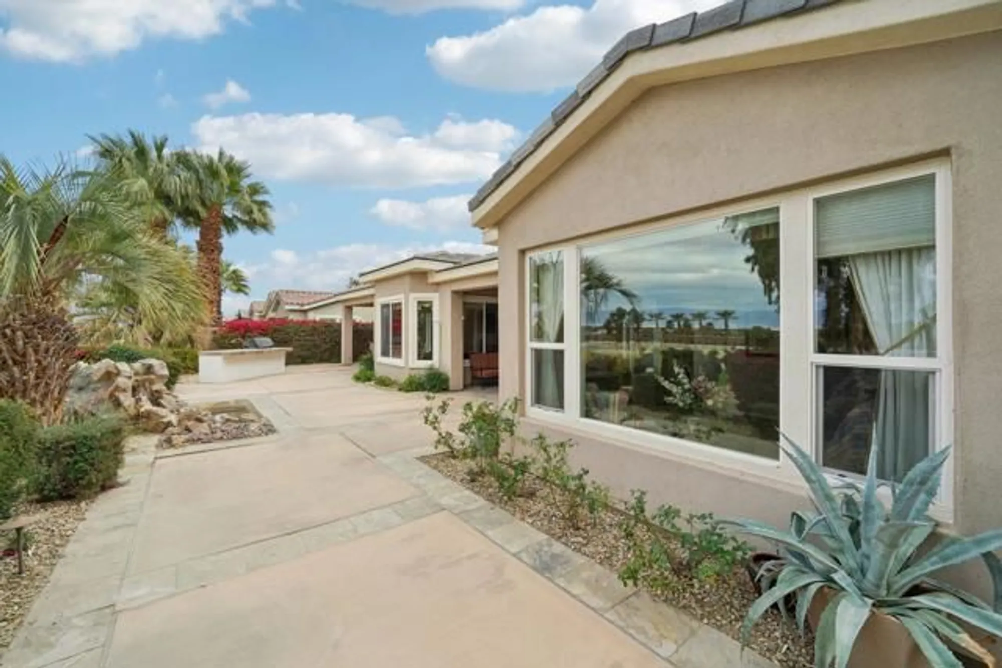 Property Slideshow image 48 of 99 | 81206 barrel cactus rd, La Quinta, CA, 92253