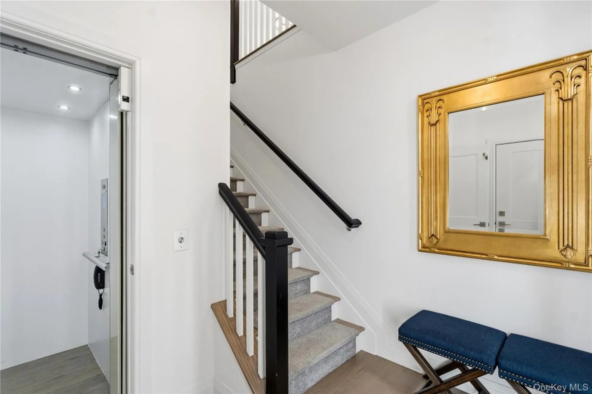 Property Slideshow image 5 of 29 | 86202 spruce pond cir # 744, Plainview, NY, 11803