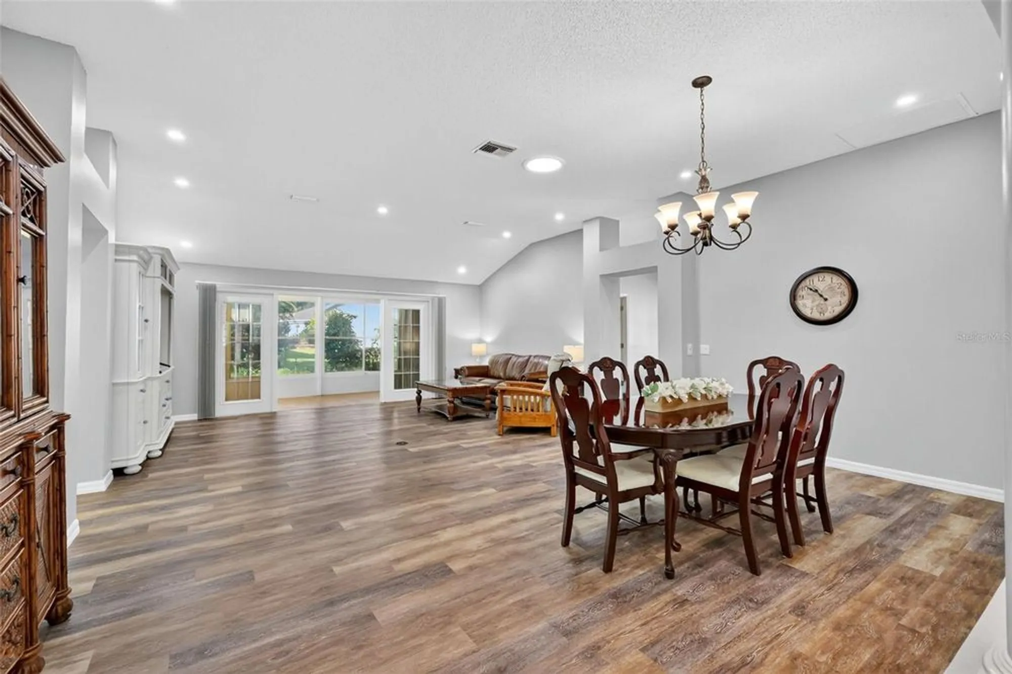 Property Slideshow image 5 of 35 | 511 loma paseo dr, The Villages, FL, 32159