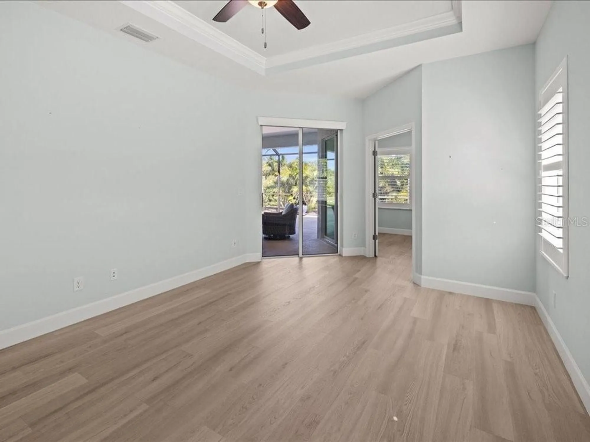 Property Slideshow image 23 of 47 | 552 box elder ct, Englewood, FL, 34223