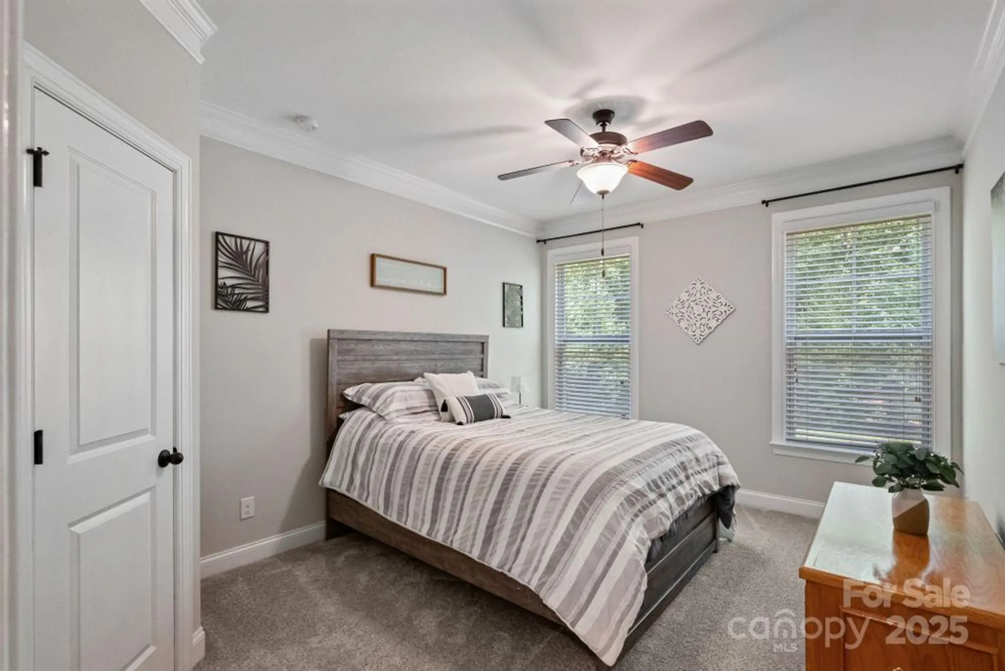 Property Slideshow image 23 of 48 | 142 canoe pole ln, Mooresville, NC, 28117