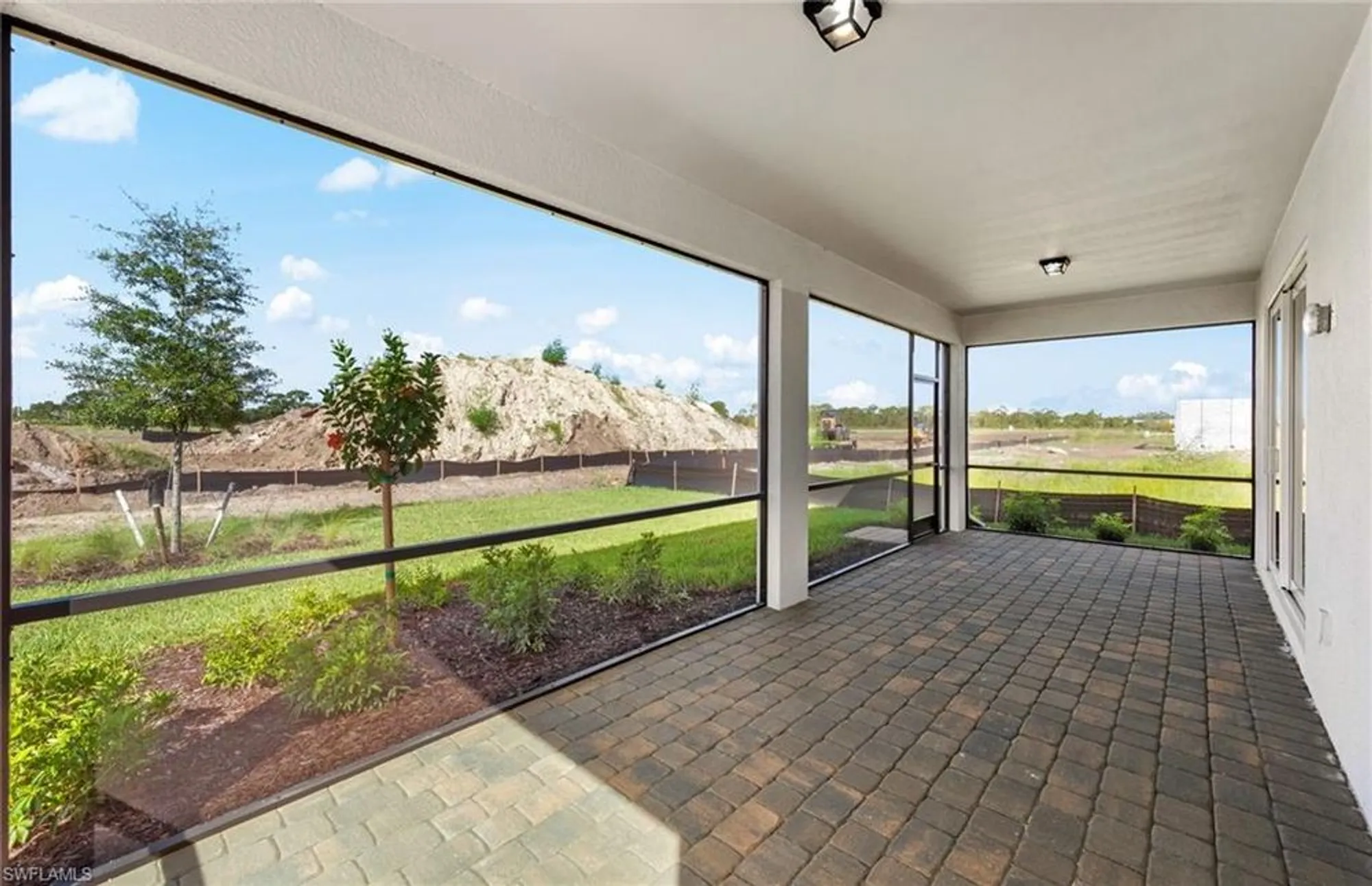 Property Slideshow image 32 of 47 | 7152 chapel creek ln, North Fort Myers, FL, 33917