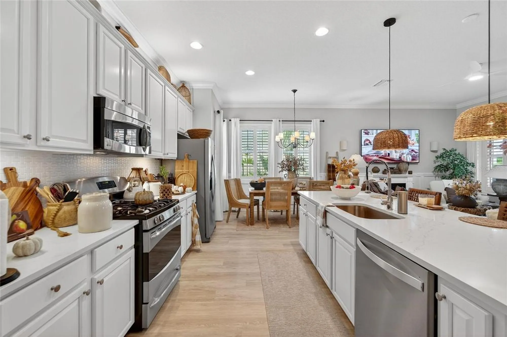 Property Slideshow image 17 of 52 | 210 latitude pl, Apollo Beach, FL, 33572