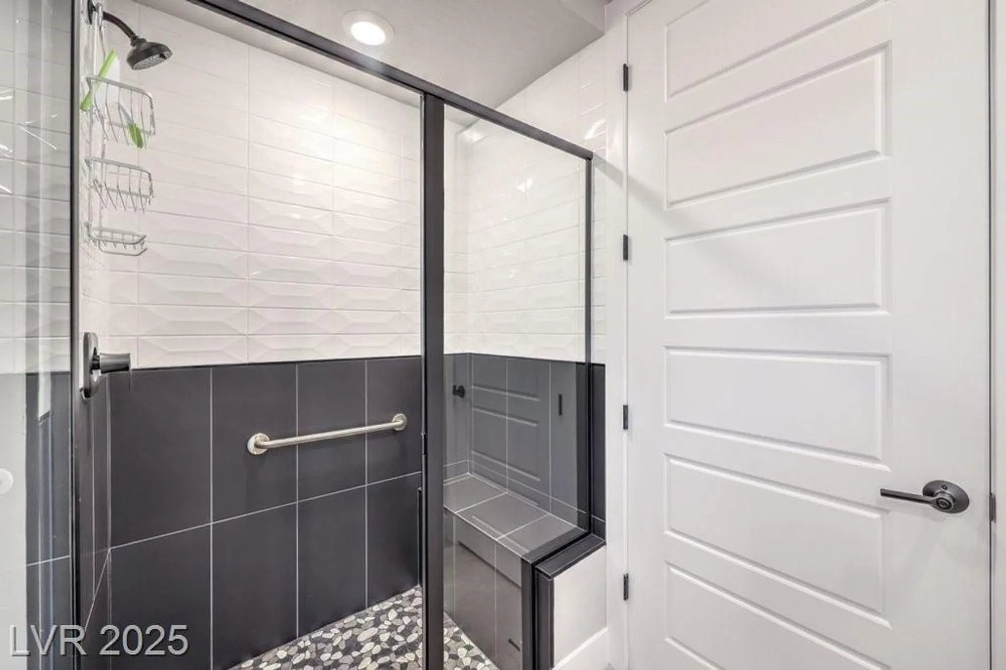 Property Slideshow image 20 of 48 | 70 lake bluff ct, Henderson, NV, 89011