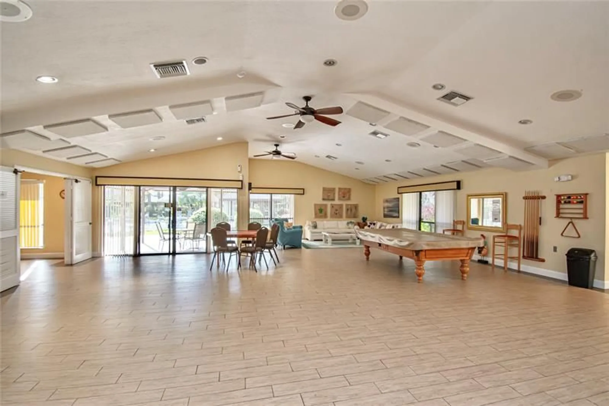 Property Slideshow image 48 of 64 | 381 ottawa ct, Royal Palm Beach, FL, 33411