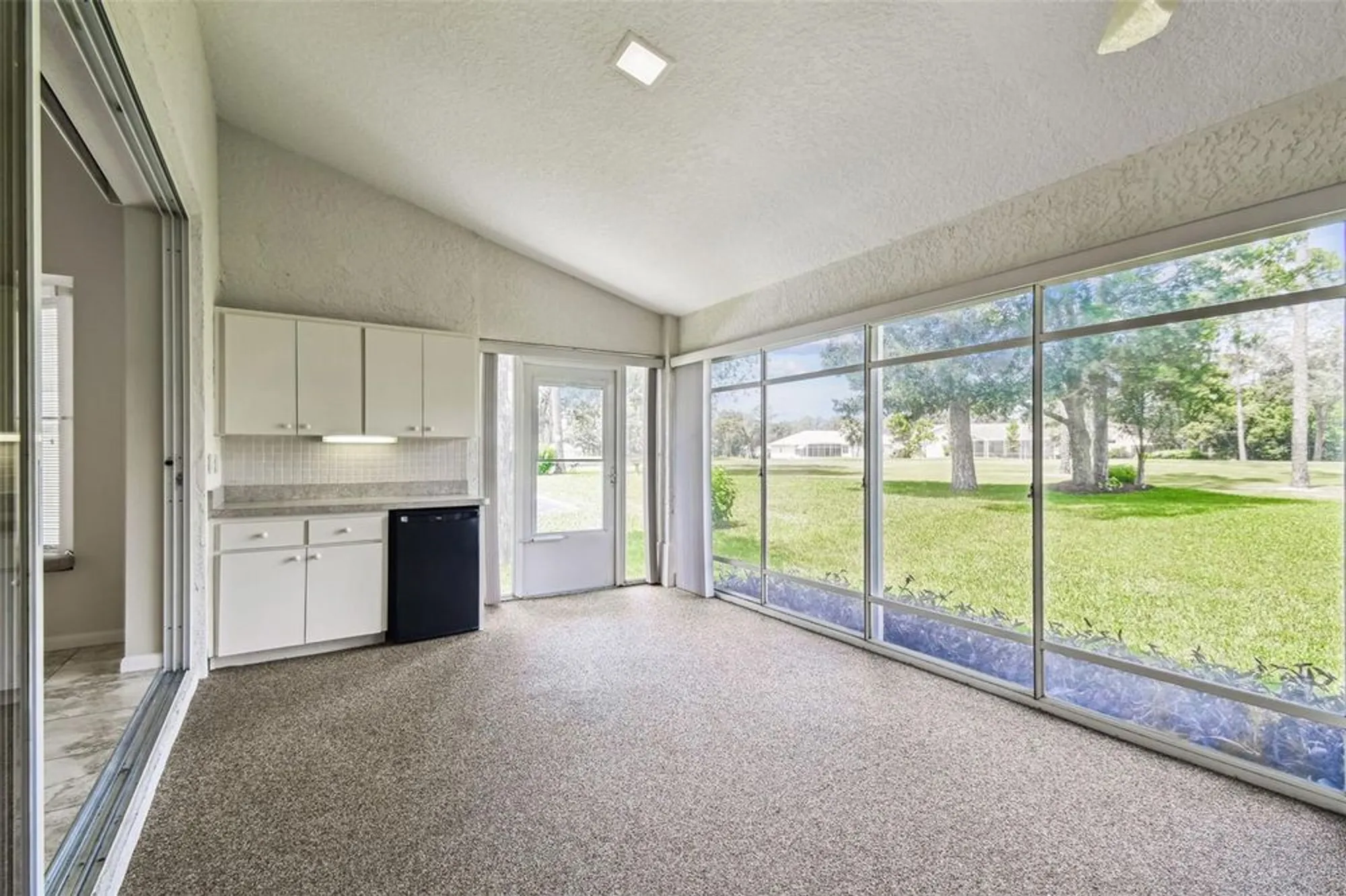 Property Slideshow image 54 of 86 | 8157 hidden hills dr, Spring Hill, FL, 34606