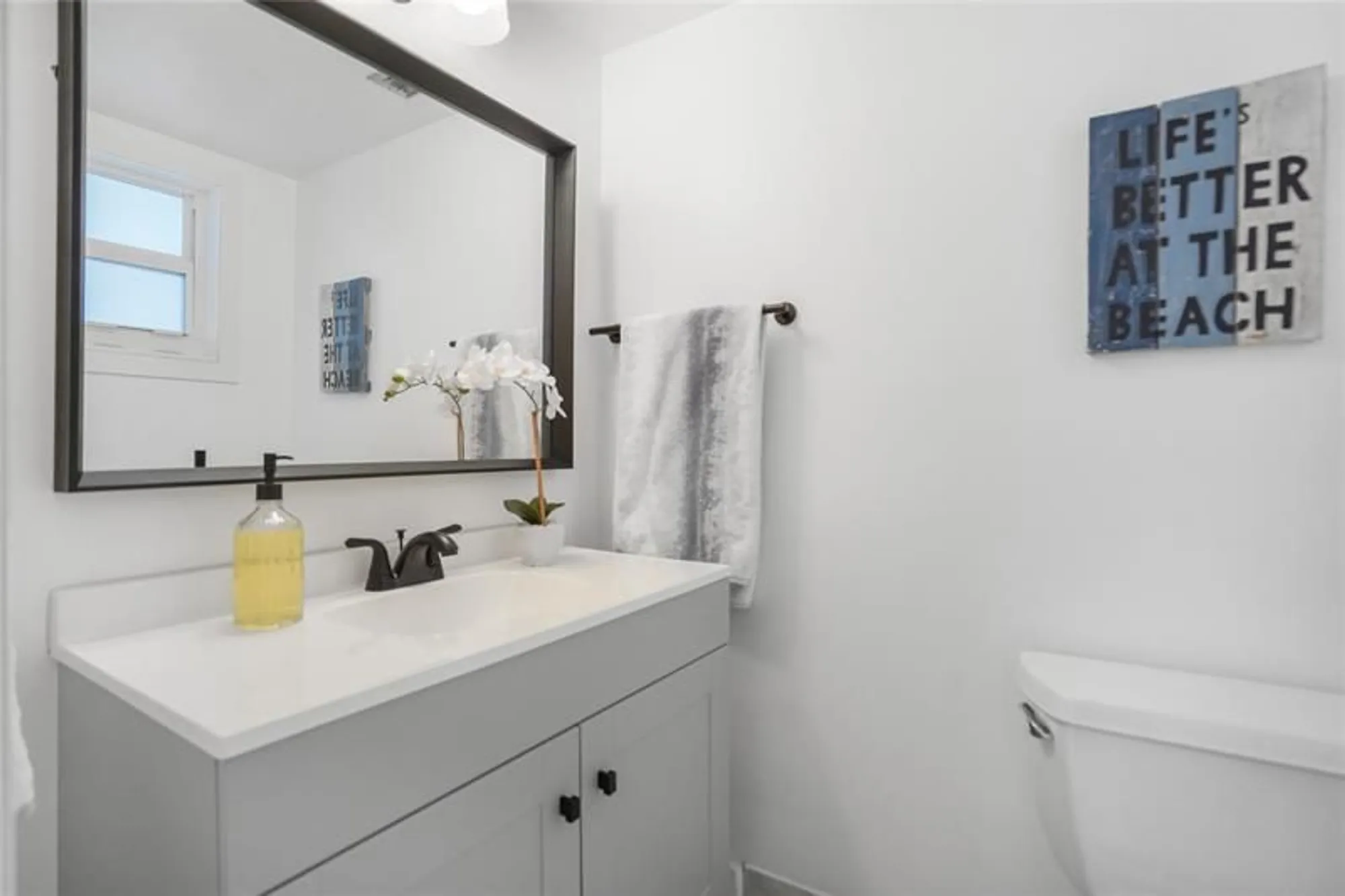 Property Slideshow image 7 of 24 | 3051 nw 46th ave 407, Lauderdale Lakes, FL, 33313