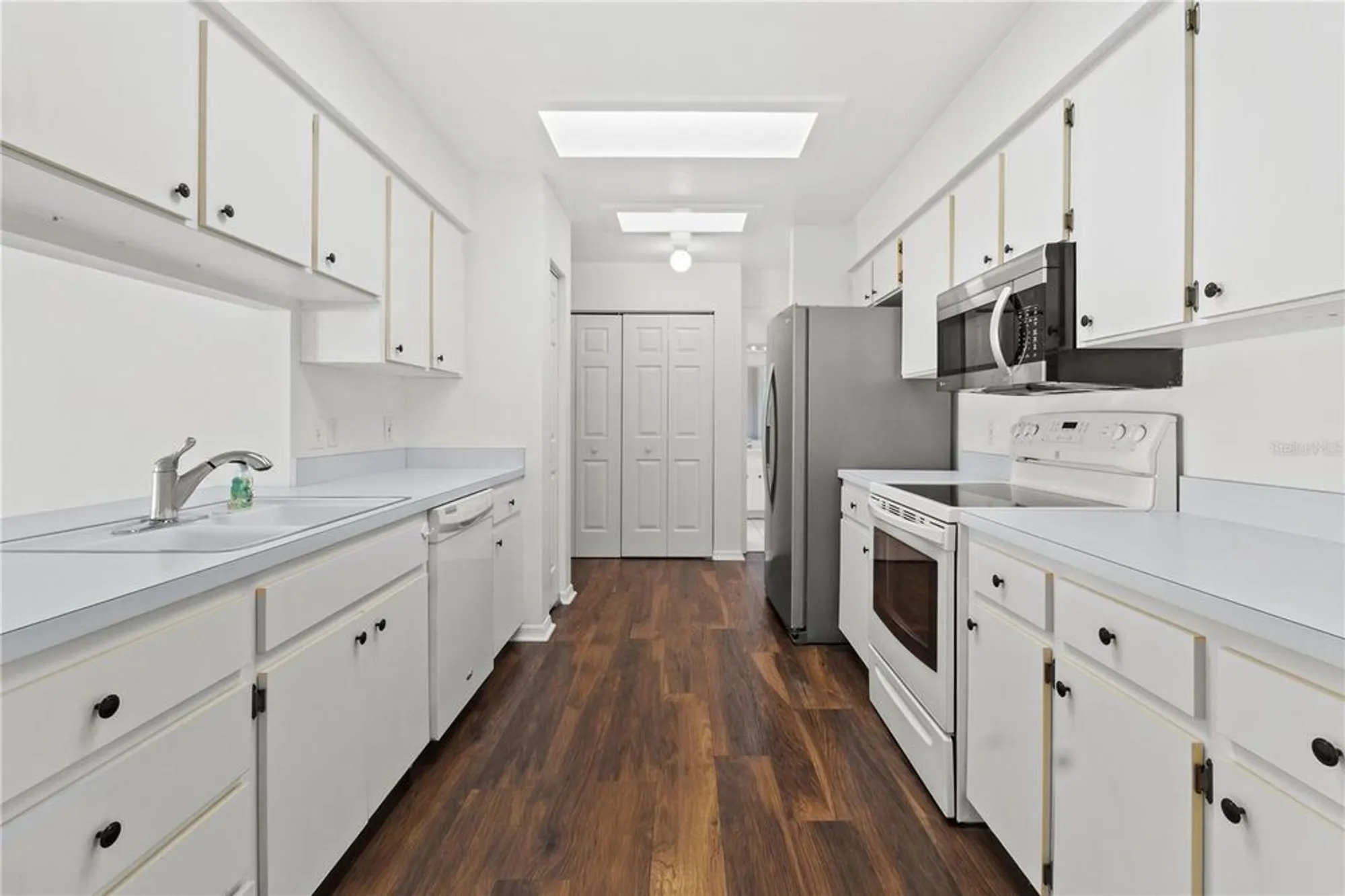 Property Slideshow image 11 of 46 | 1618 birchwood loop, Lakeland, FL, 33811