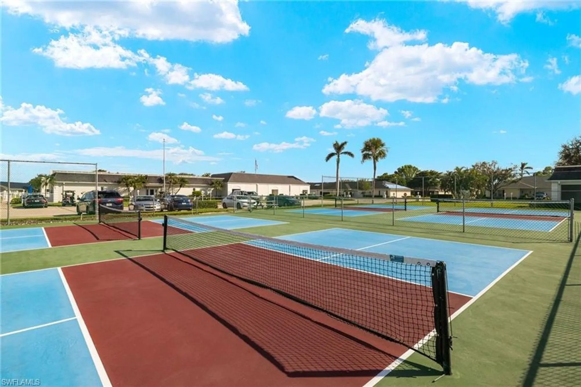 Property Slideshow image 23 of 27 | 1340 s brandywine cir apt 3, Fort Myers, FL, 33919