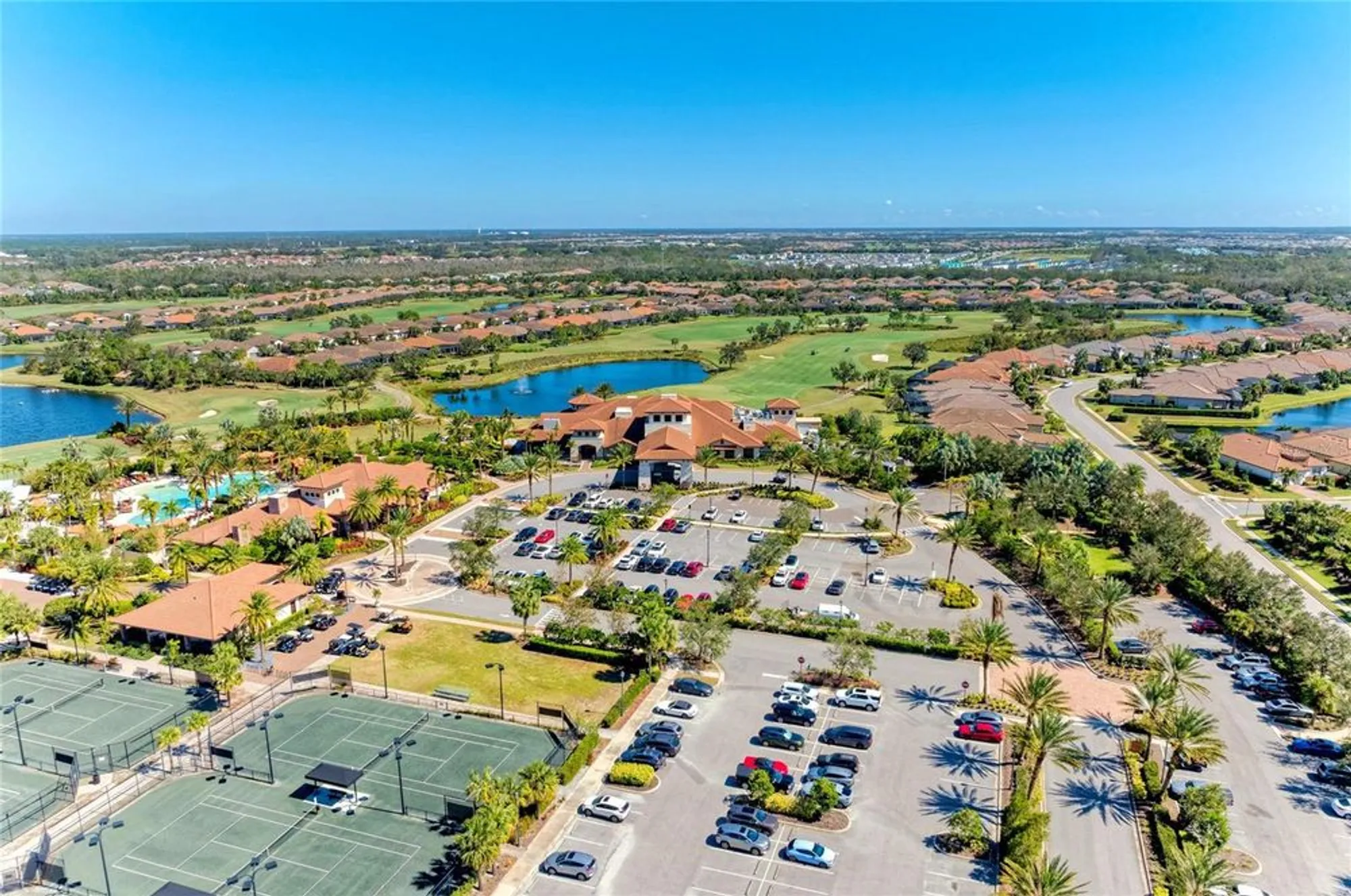 Property Slideshow image 44 of 86 | 5016 savona run, Bradenton, FL, 34211