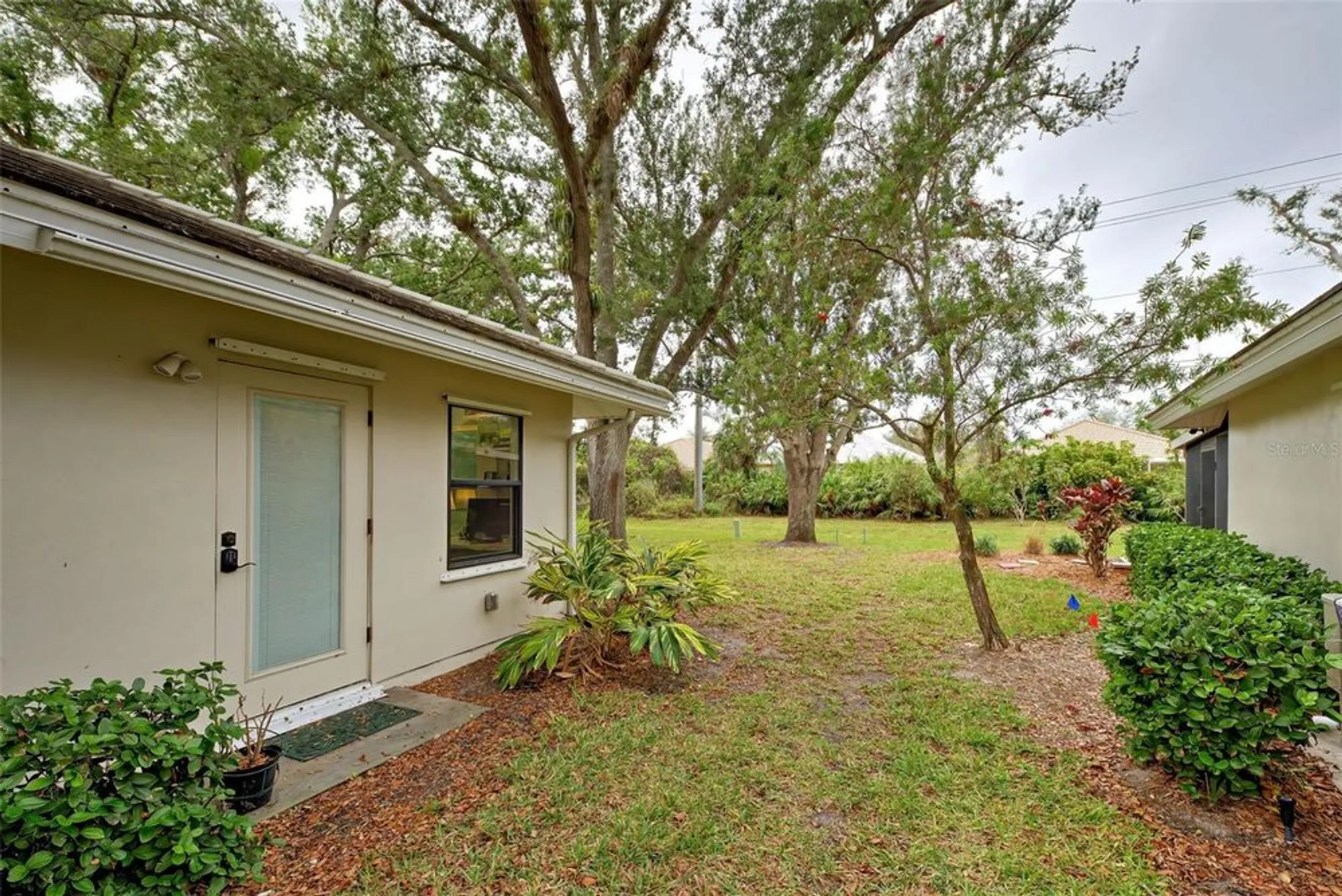 Property Slideshow image 44 of 68 | 263 southampton dr # 301, Venice, FL, 34293
