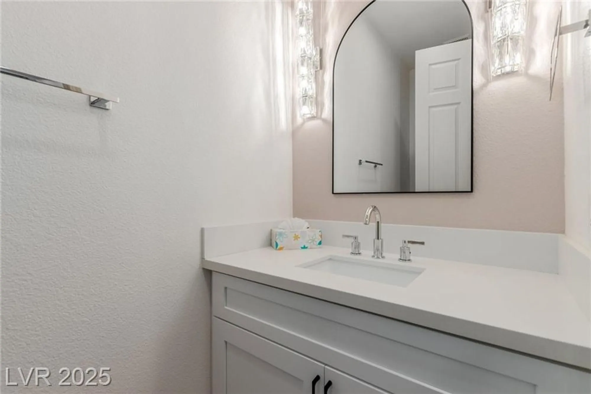 Property Slideshow image 22 of 49 | 2824 faiss dr, Las Vegas, NV, 89134