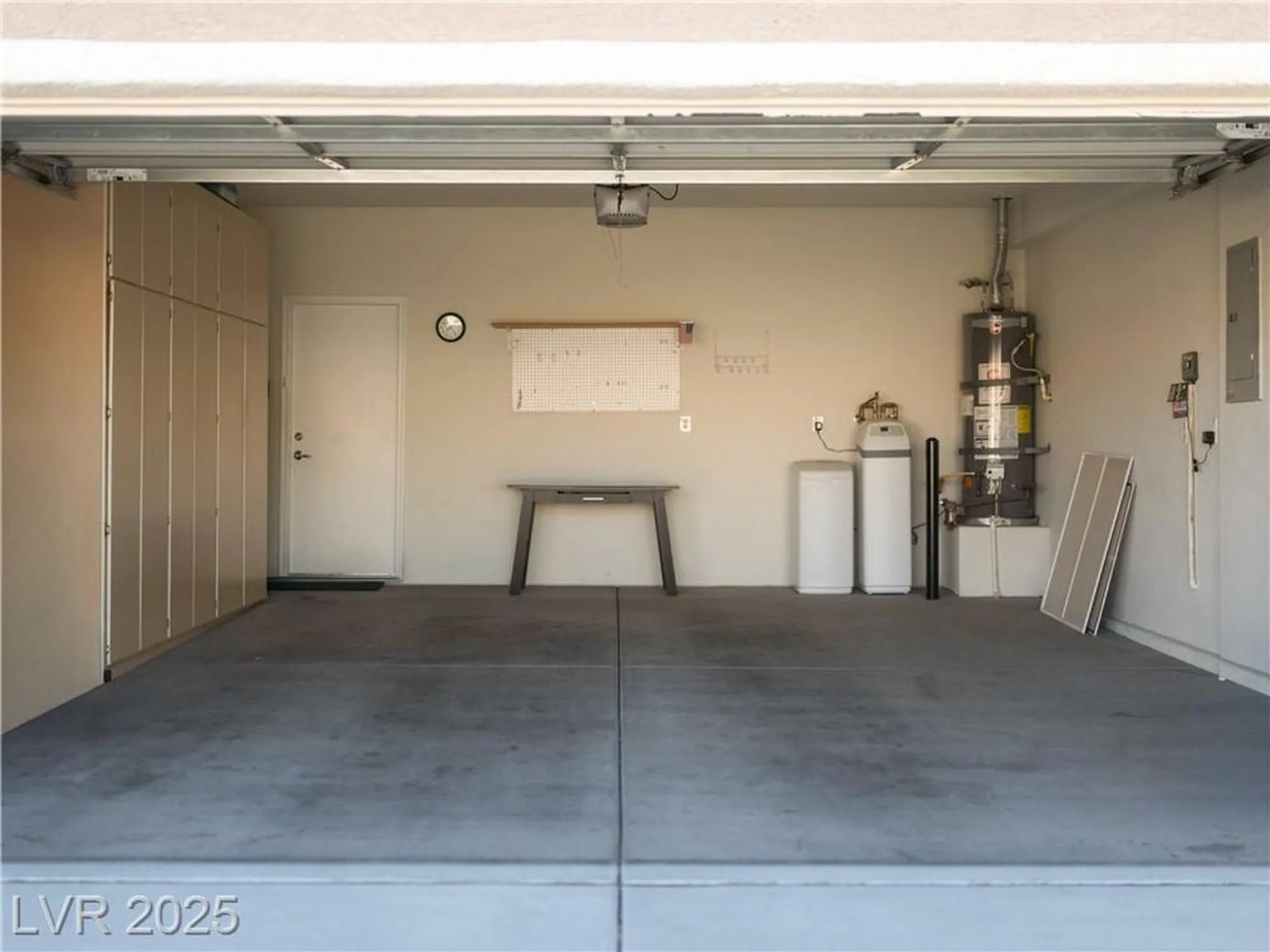 Property Slideshow image 28 of 41 | 2525 great auk ave, North Las Vegas, NV, 89084