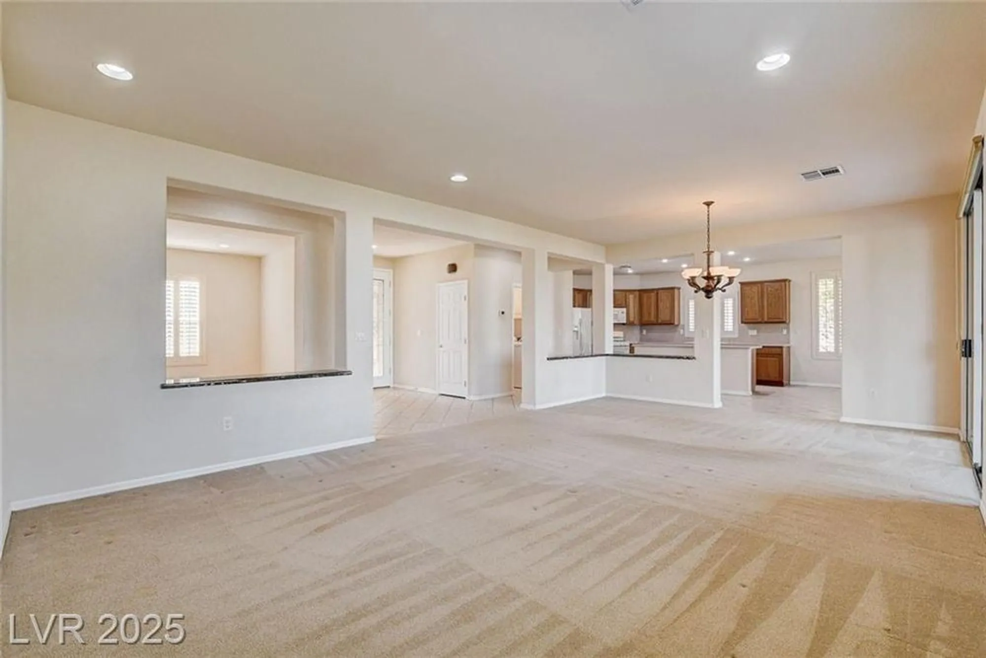 Property Slideshow image 16 of 50 | 10504 bambola pl, Las Vegas, NV, 89135