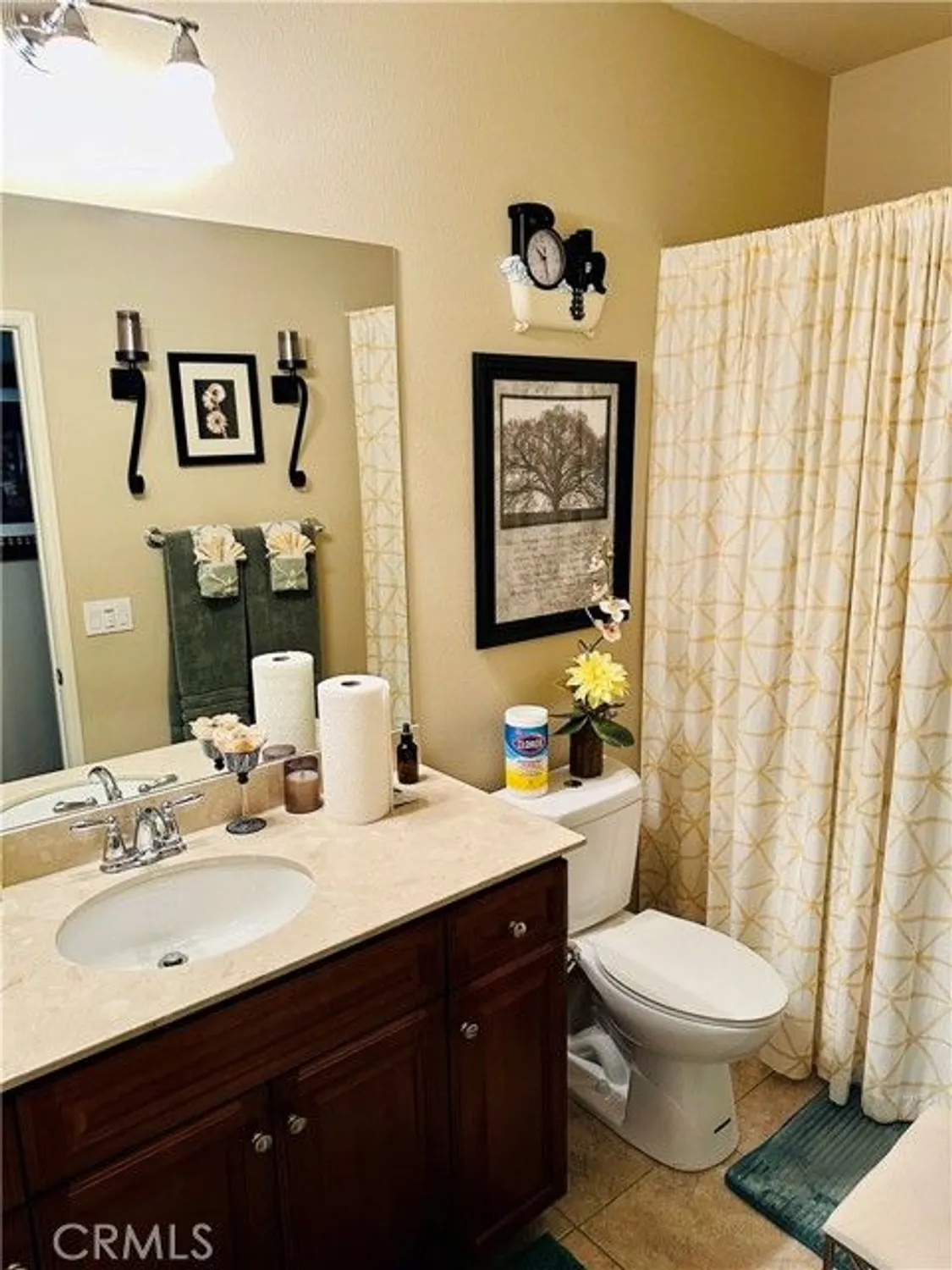 Property Slideshow image 19 of 30 | 19369 glaslyn ct, Apple Valley, CA, 92308