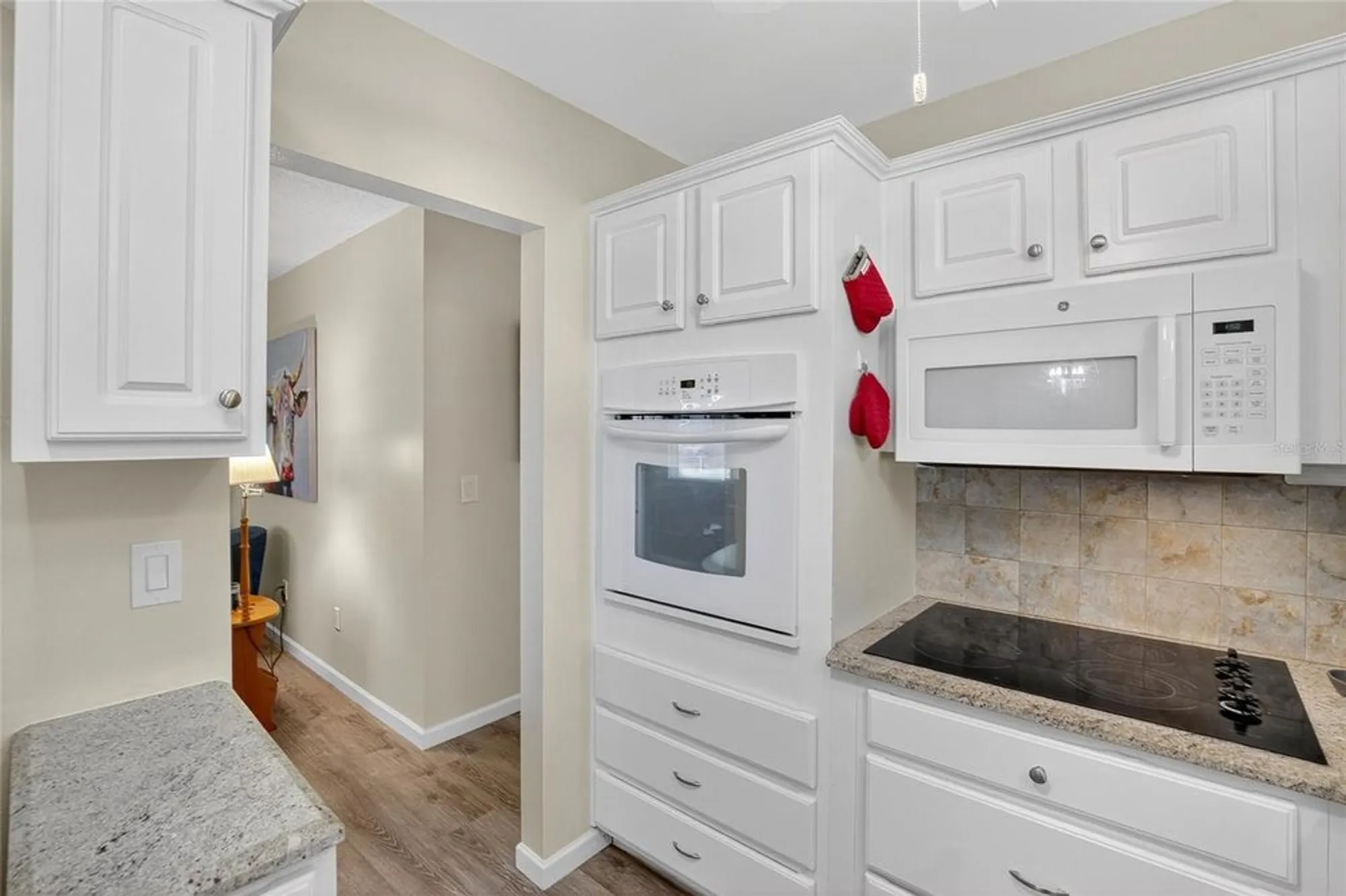 Property Slideshow image 13 of 62 | 2248 greenwich dr # 64, Sun City Center, FL, 33573