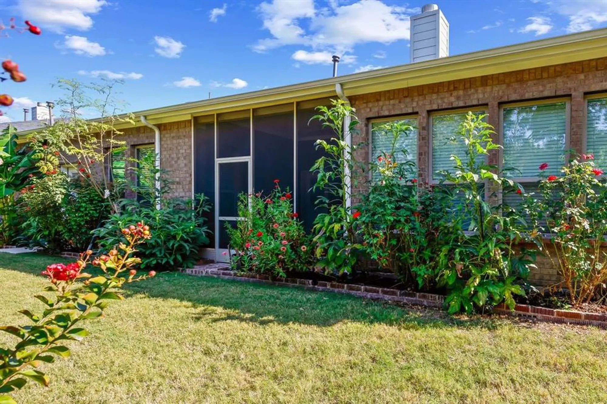 Property Slideshow image 13 of 16 | 829 hearthside way, Mckinney, TX, 75071