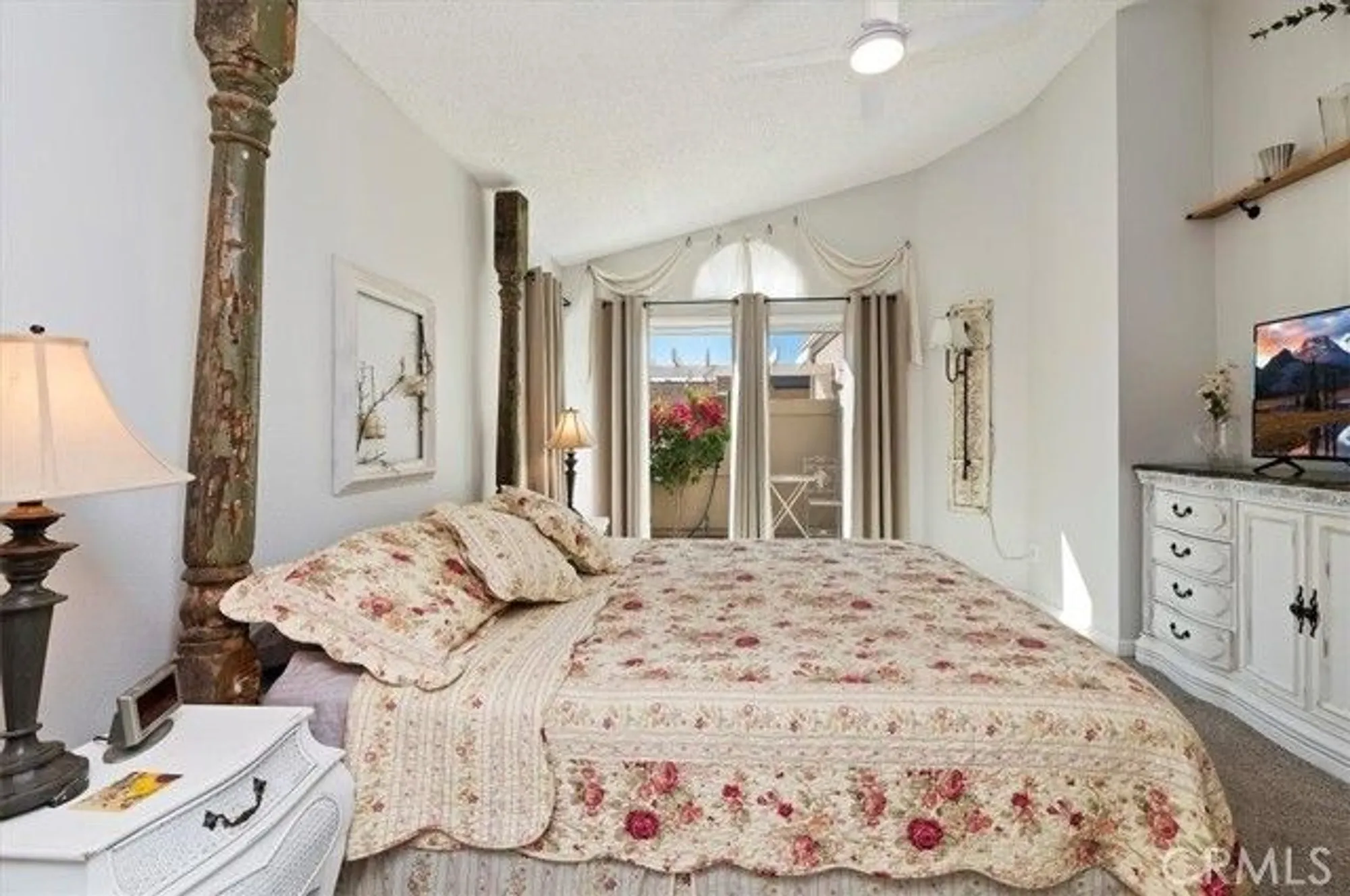 Property Slideshow image 24 of 34 | 28148 palm villa dr, Menifee, CA, 92584