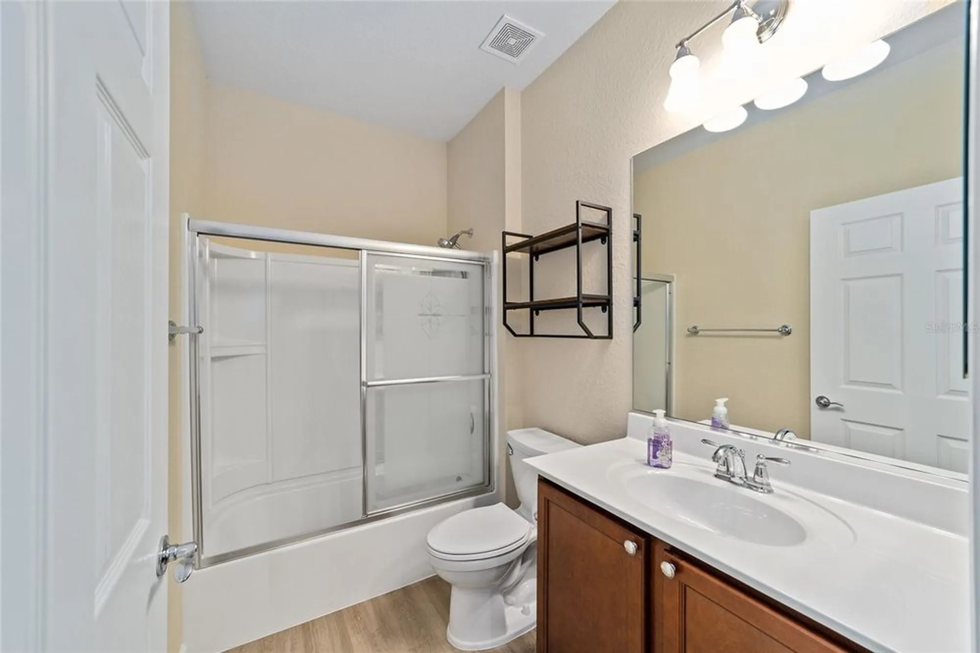 Property Slideshow image 28 of 53 | 9119 sw 70th loop, Ocala, FL, 34481