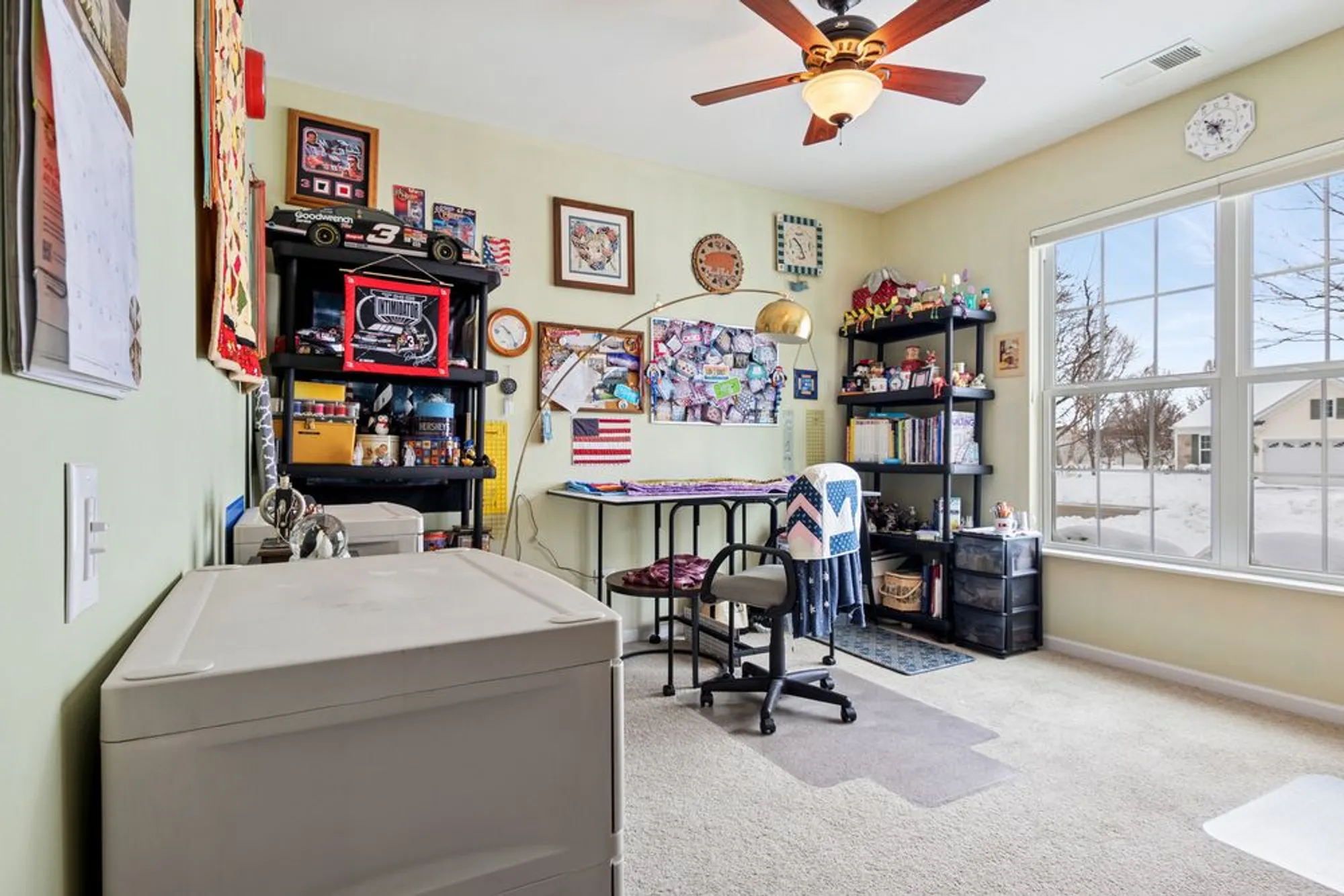 Property Slideshow image 15 of 21 | 12490 russet ln, Huntley, IL, 60142