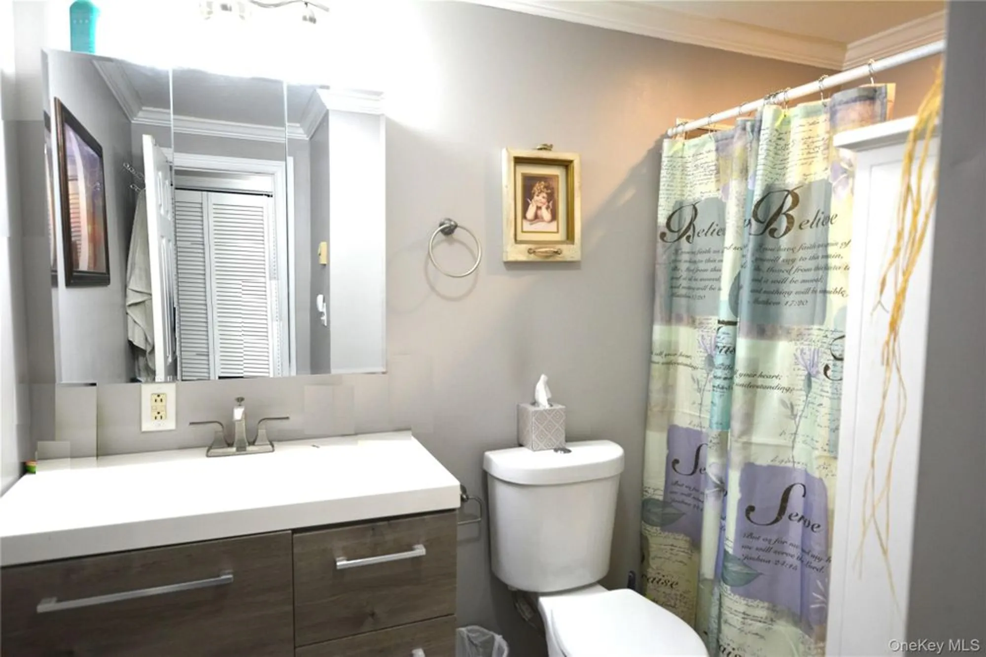 Property Slideshow image 9 of 31 | 77 village cir, Manorville, NY, 11949