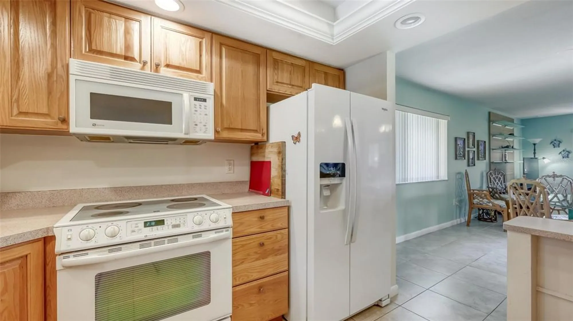 Property Slideshow image 29 of 86 | 2016 riverbluff pkwy v328, Sarasota, FL, 34231