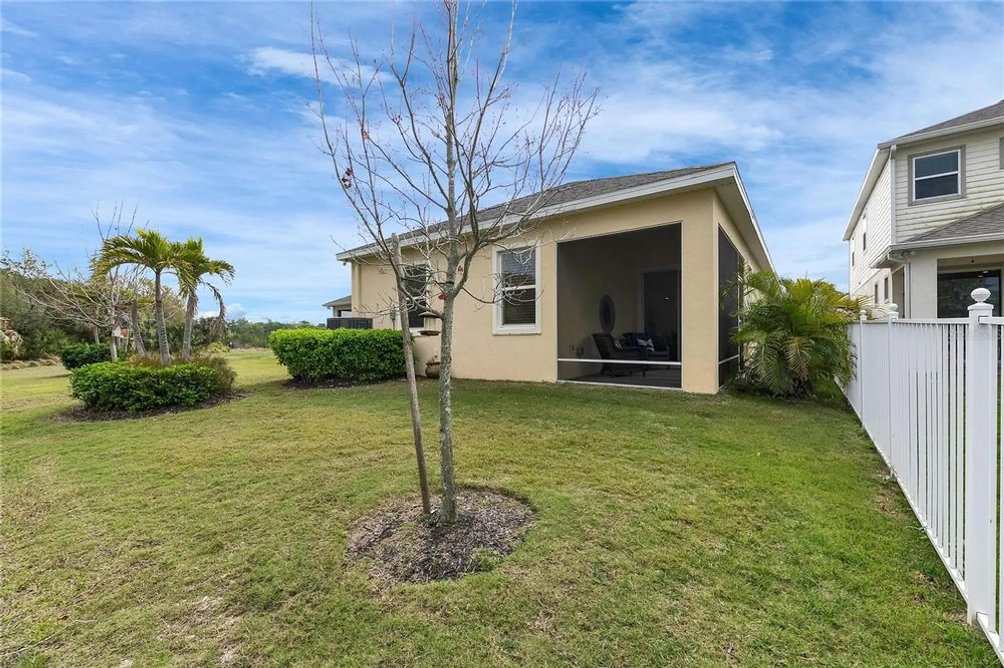 Property Slideshow image 57 of 87 | 407 sandsend ct, Apollo Beach, FL, 33572