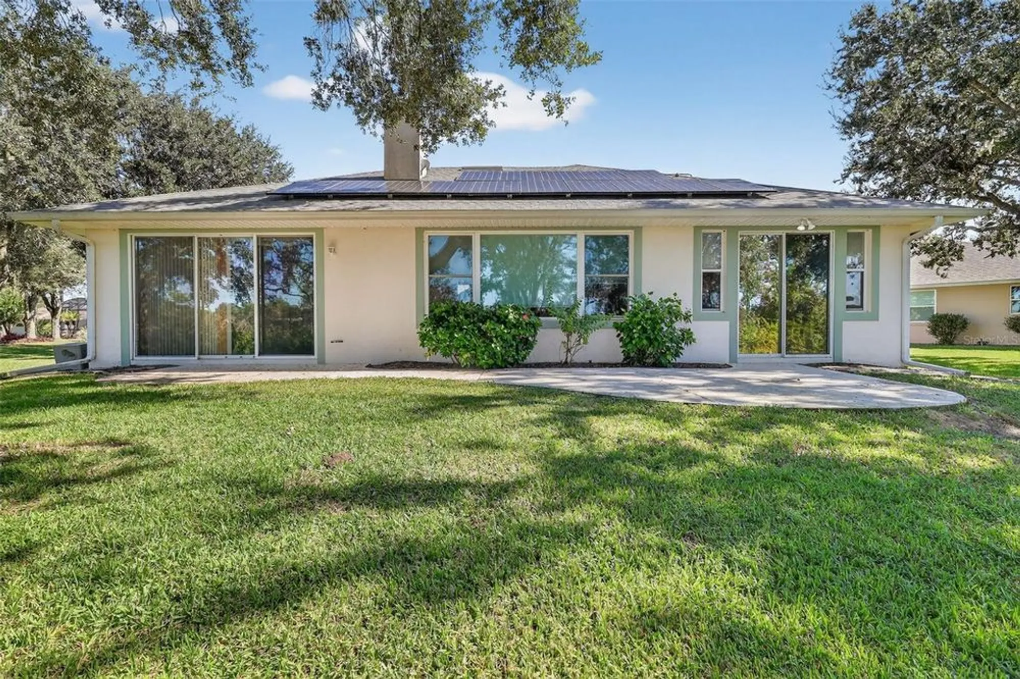 Property Slideshow image 45 of 66 | 21607 regency park ln, Leesburg, FL, 34748