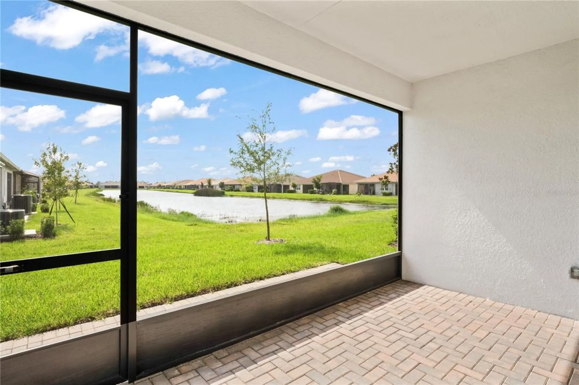 Property Slideshow image 38 of 61 | 4906 avila lakes dr, Wimauma, FL, 33598