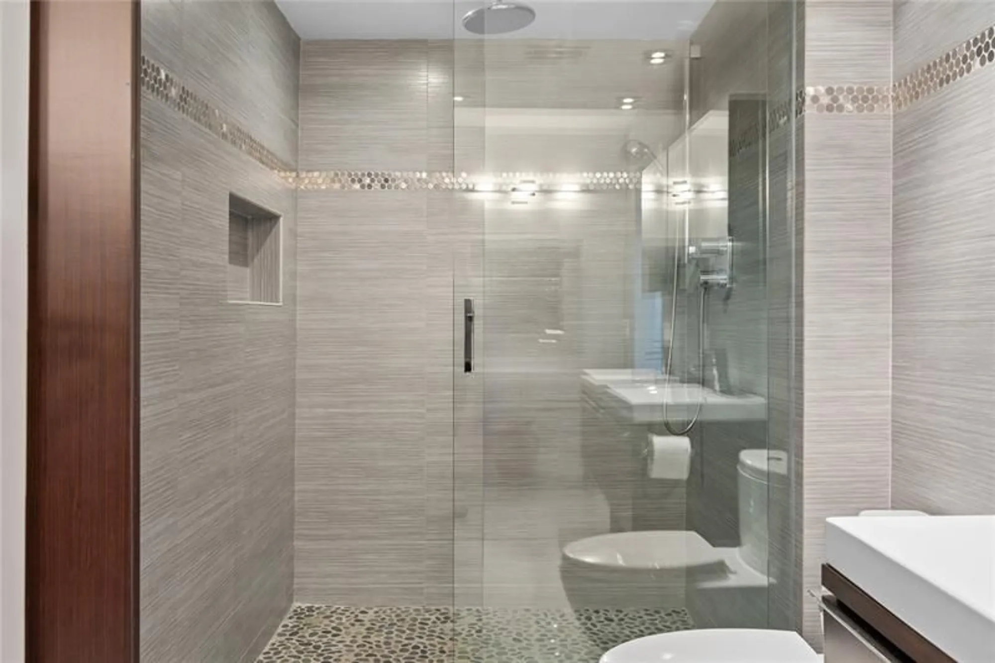 Property Slideshow image 23 of 50 | 1880 s ocean dr ts306, Hallandale Beach, FL, 33009